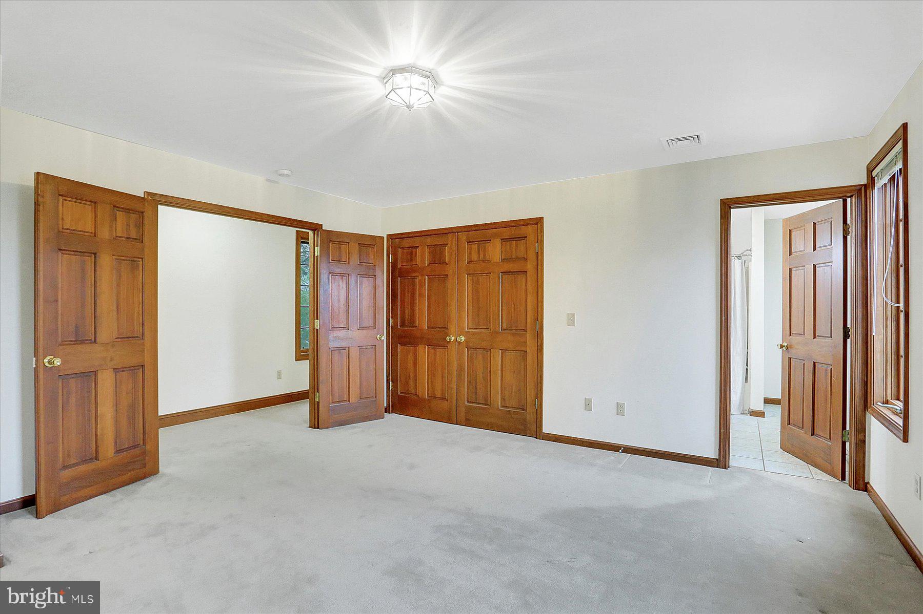 WHITNEY RIDGE - Residential