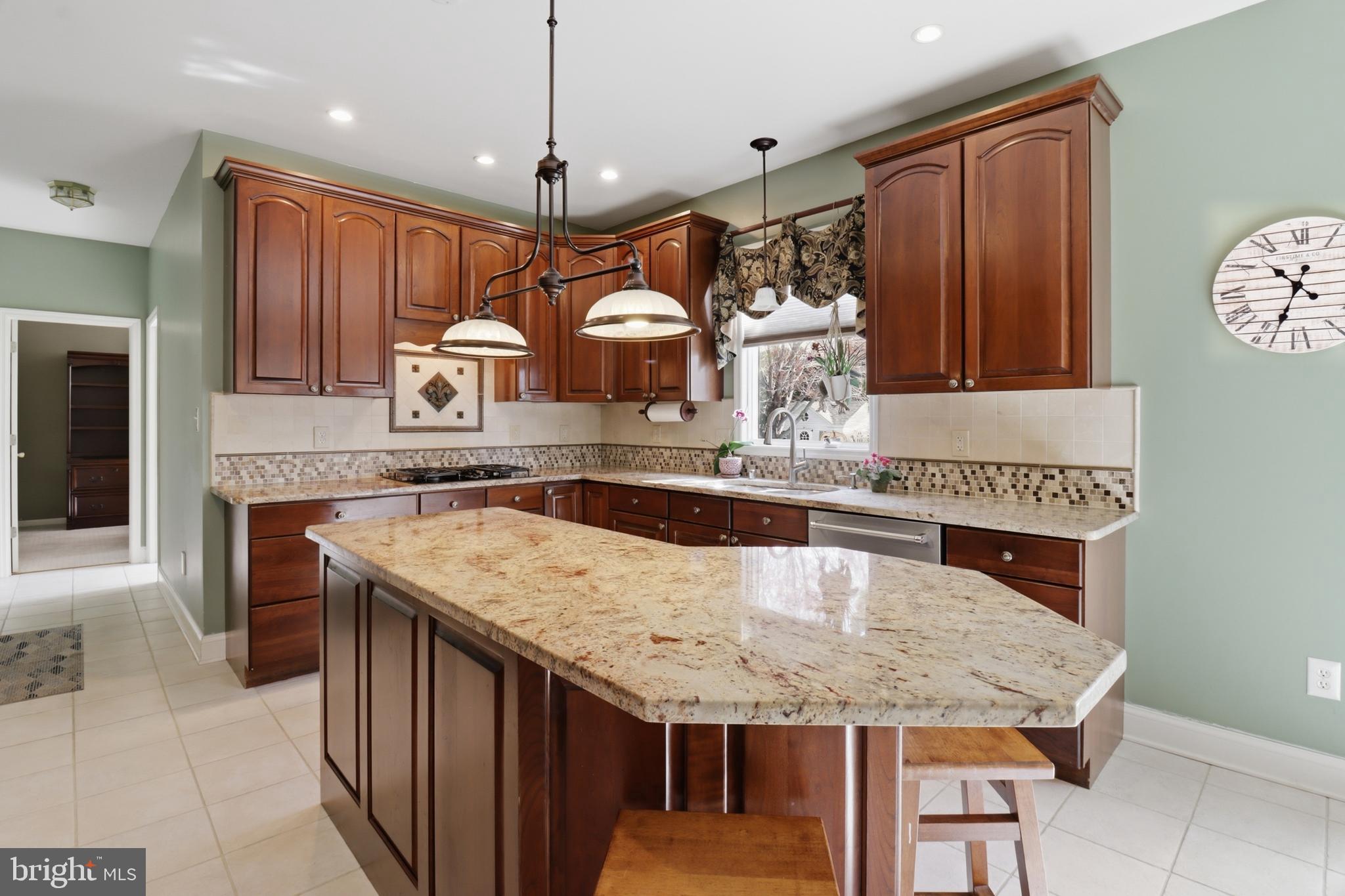 BARBS FARM - Residential