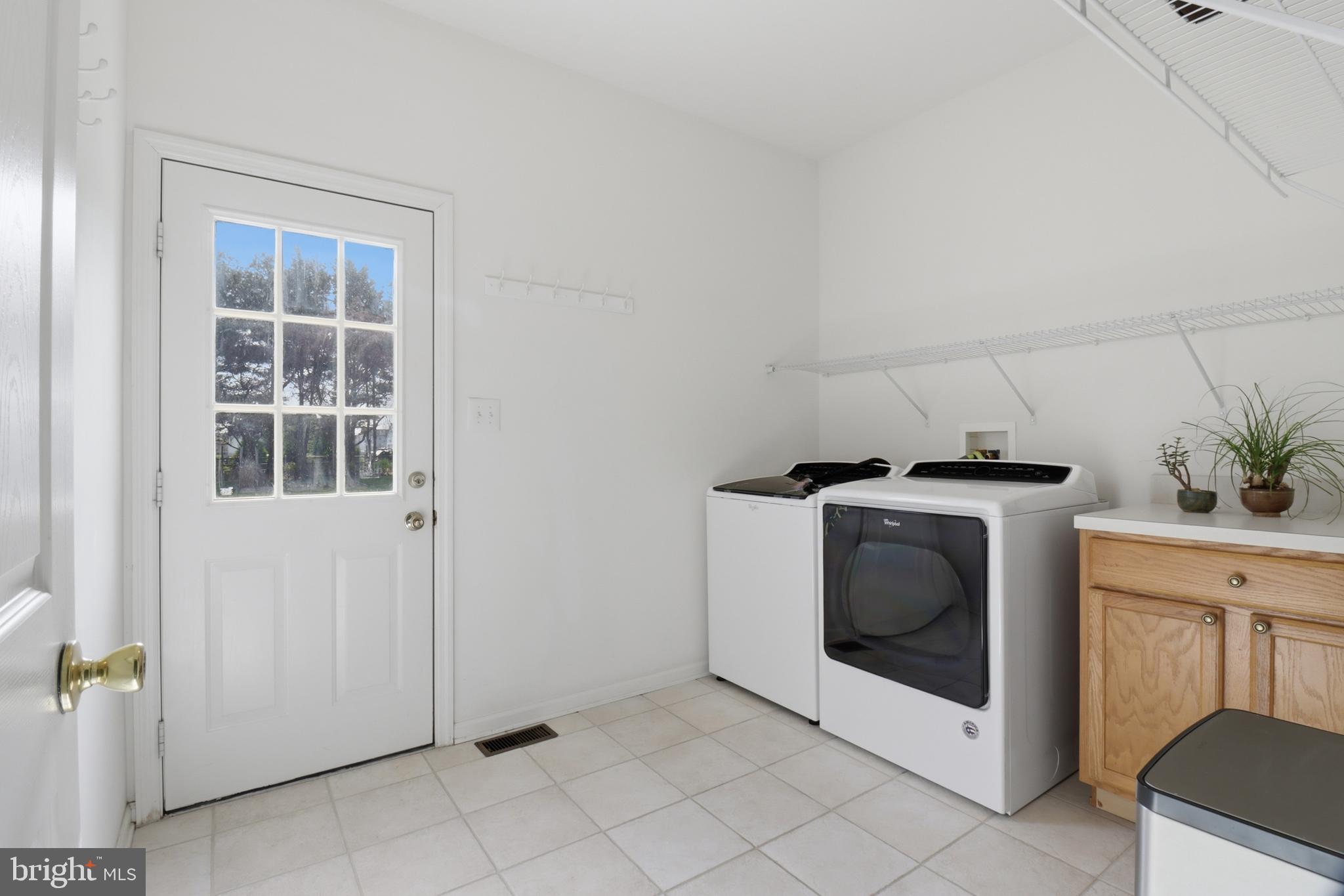 BARBS FARM - Residential