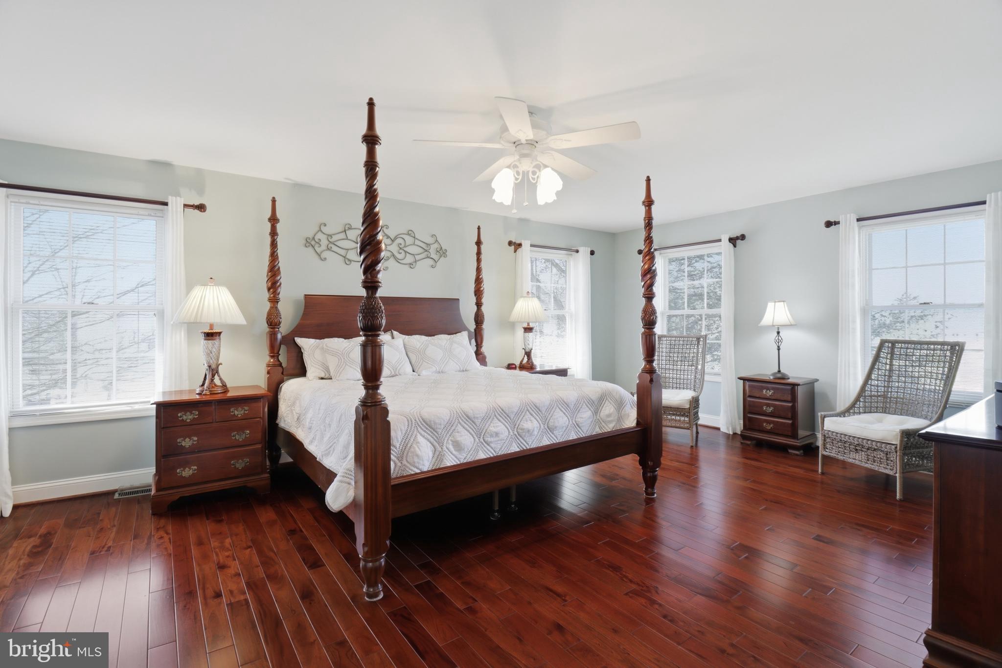 BARBS FARM - Residential