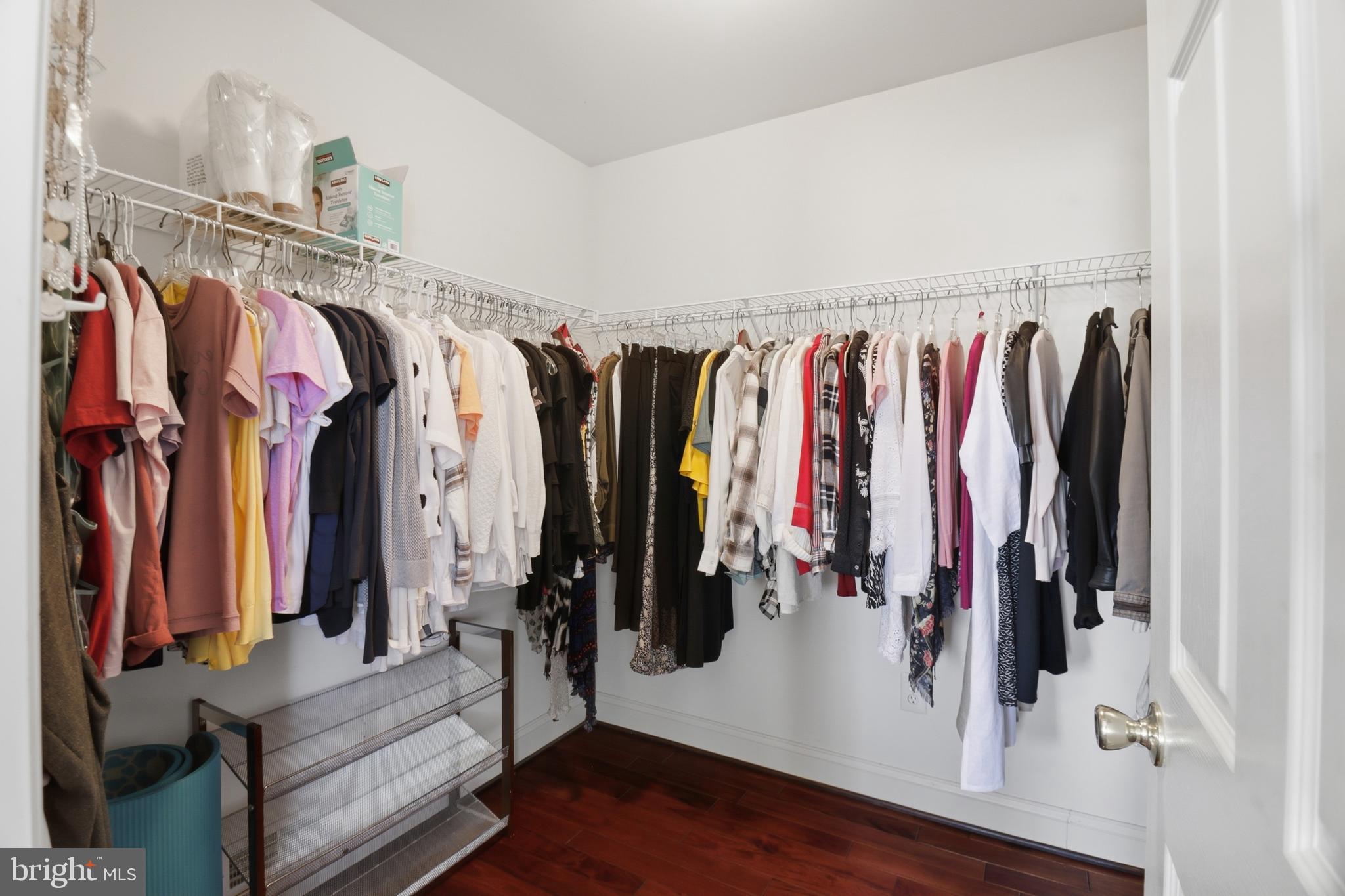 BARBS FARM - Residential