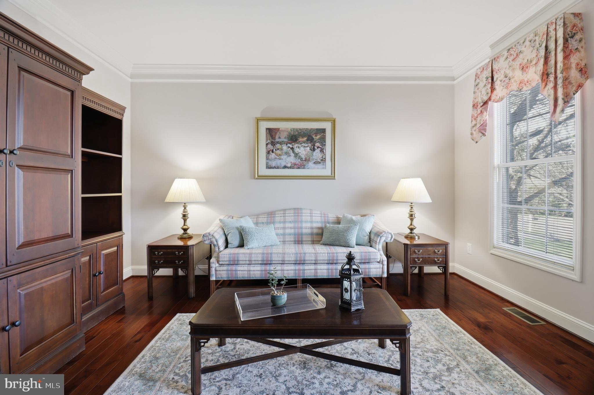 BARBS FARM - Residential