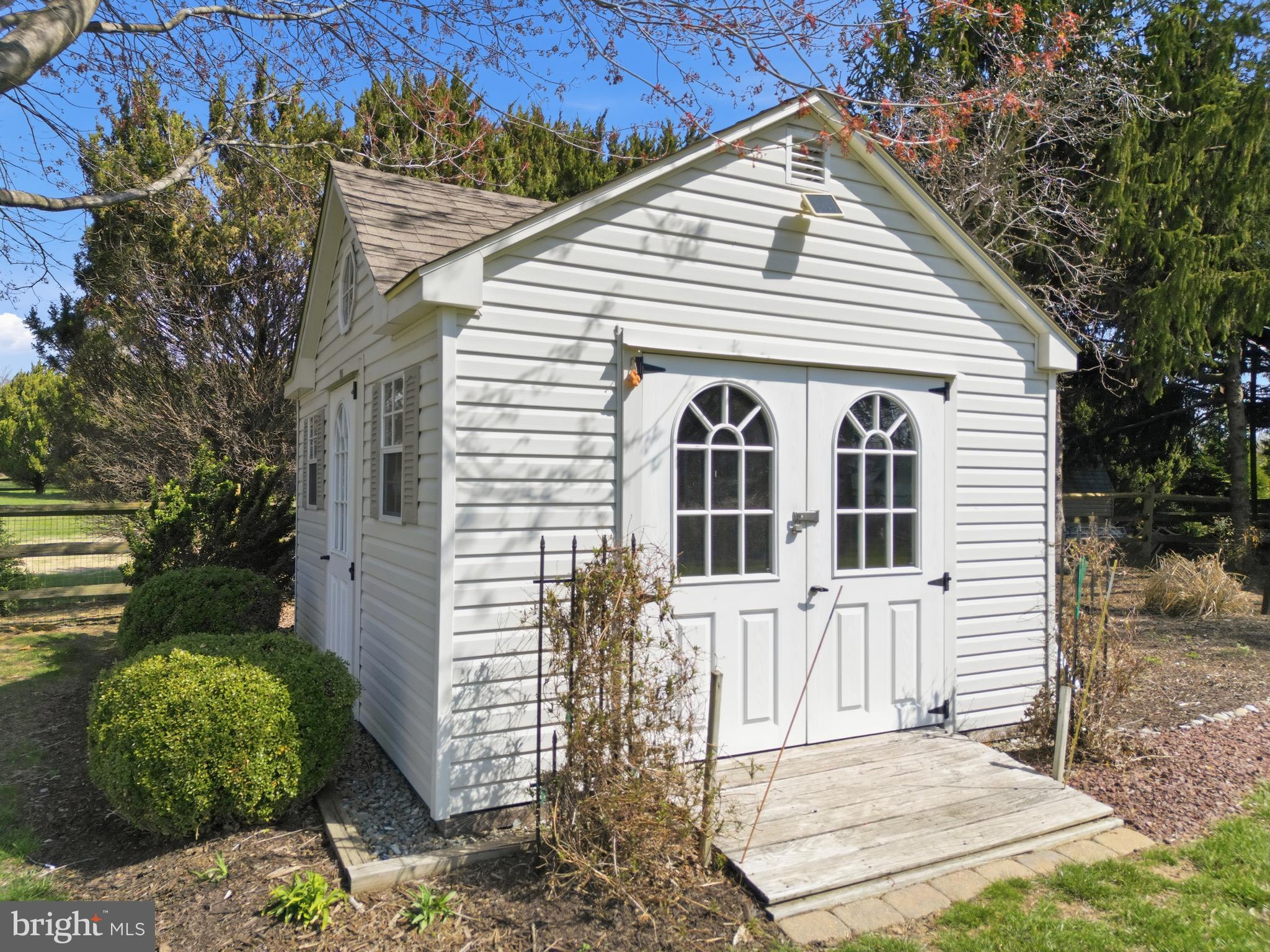 BARBS FARM - Residential