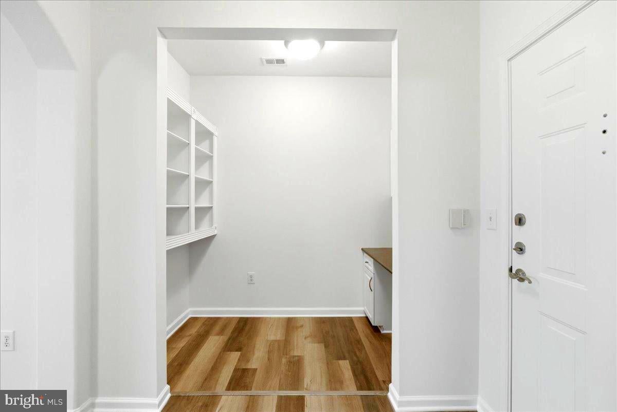 12901 CENTRE PARK CIRCLE 115