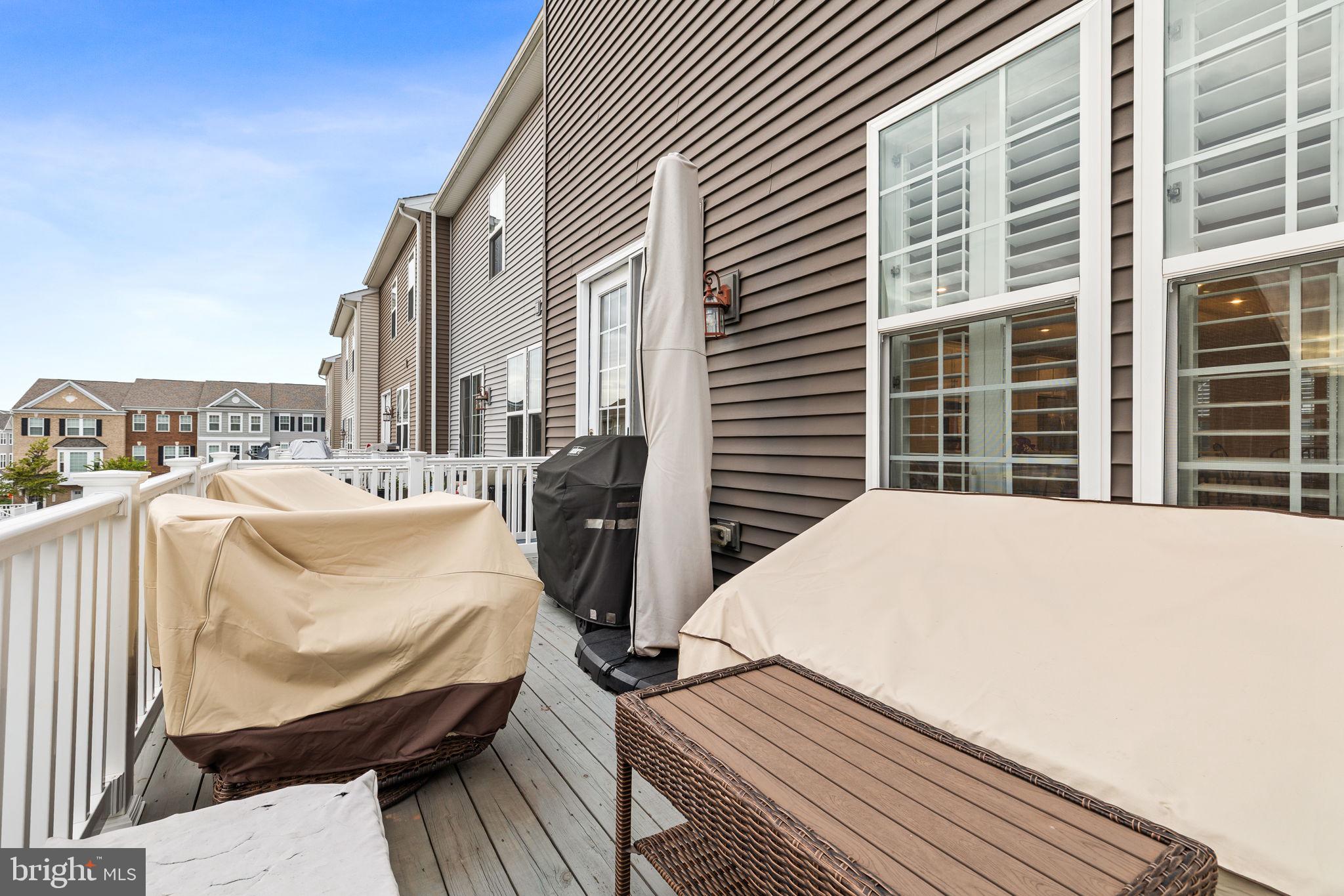 BRADLEY SQUARE - Residential