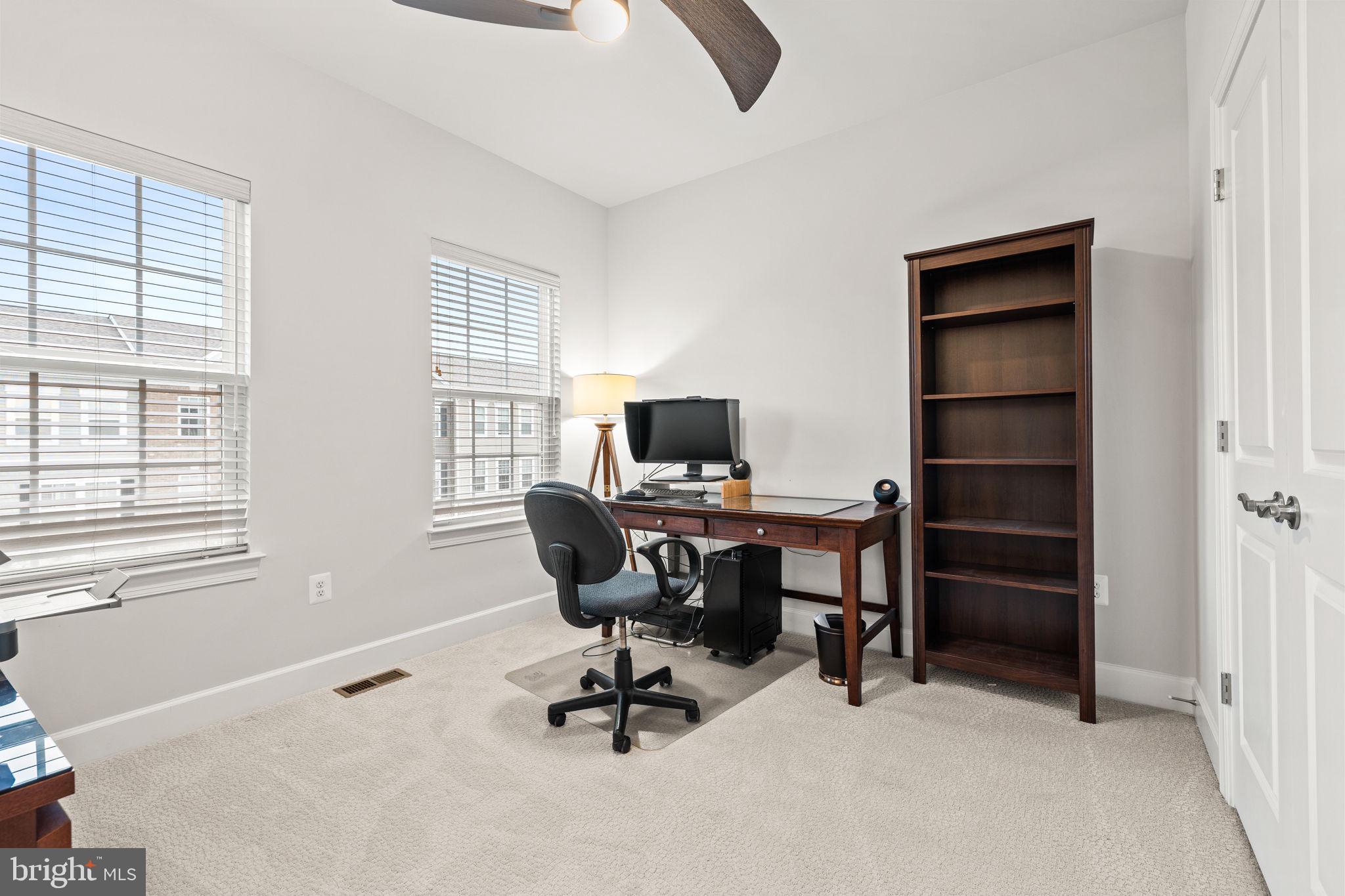 BRADLEY SQUARE - Residential