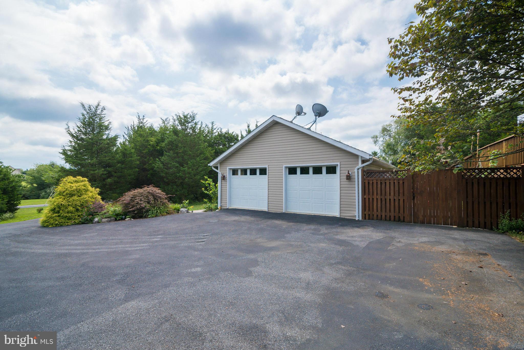 CHERRY HILL - Residential