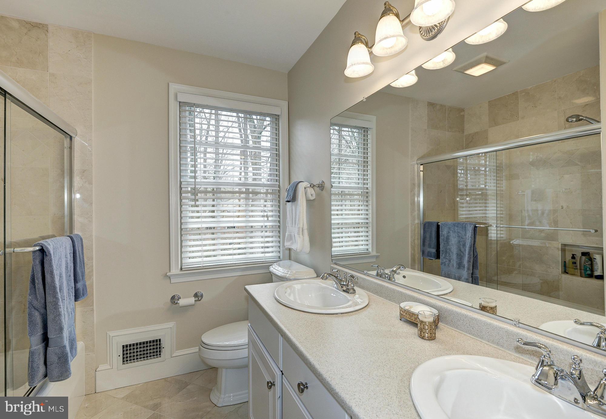 RIVER FALLS - Residential