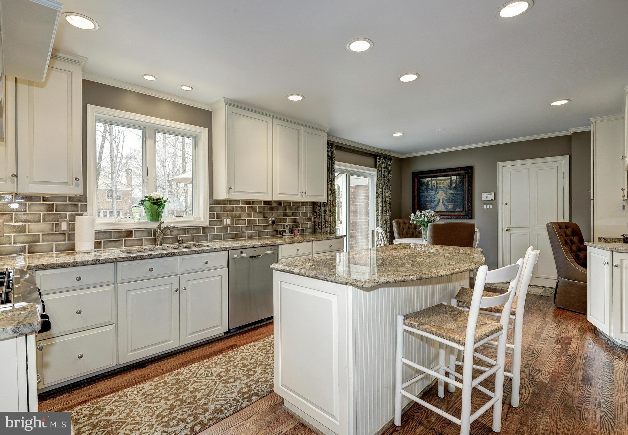 RIVER FALLS - Residential