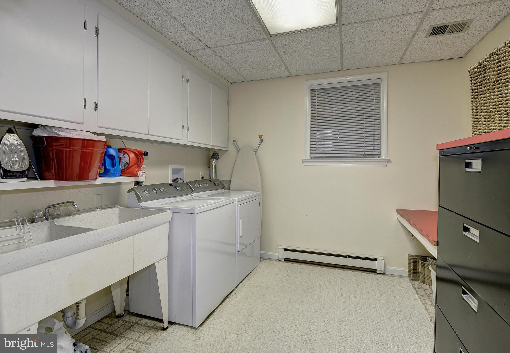 RIVER FALLS - Residential