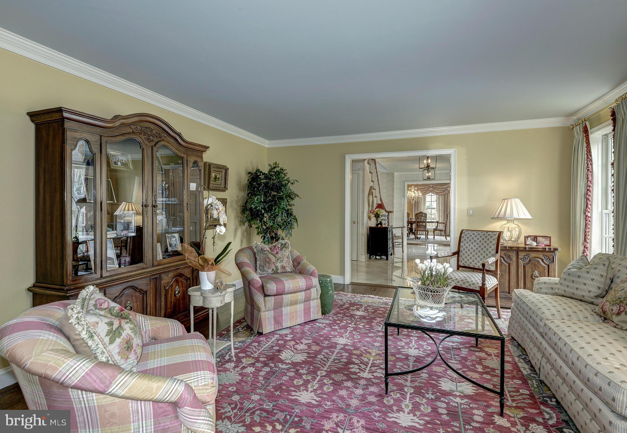 RIVER FALLS - Residential