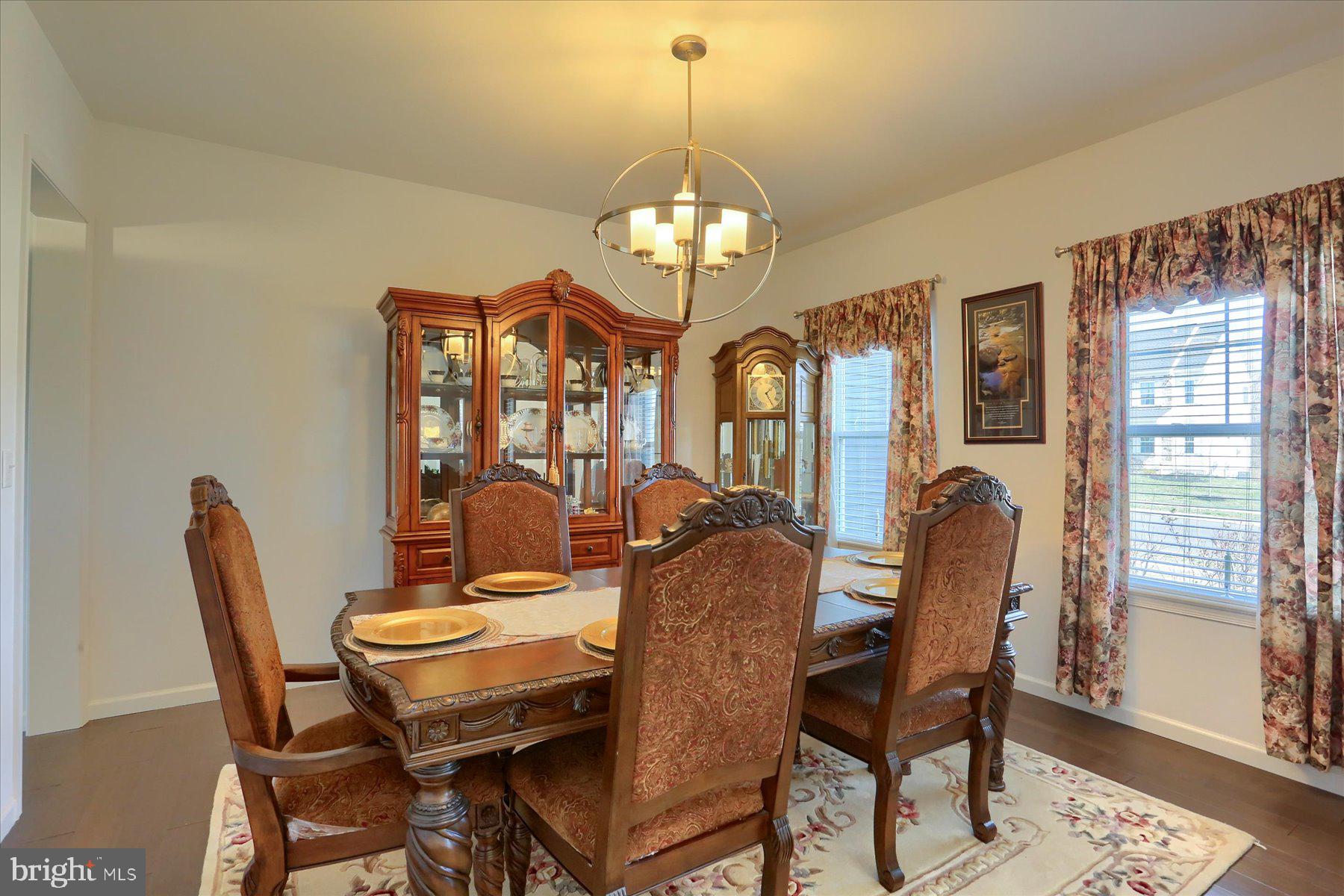 MEADOWBROOK FARMS - Residential