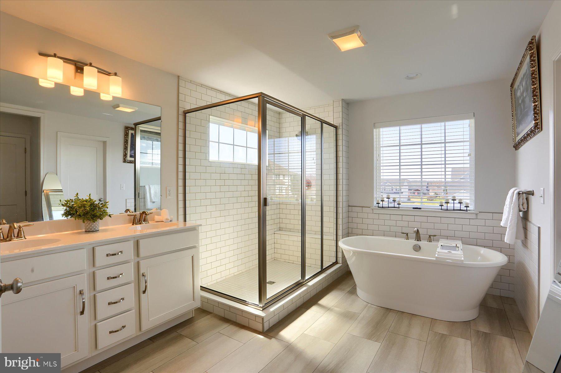 MEADOWBROOK FARMS - Residential