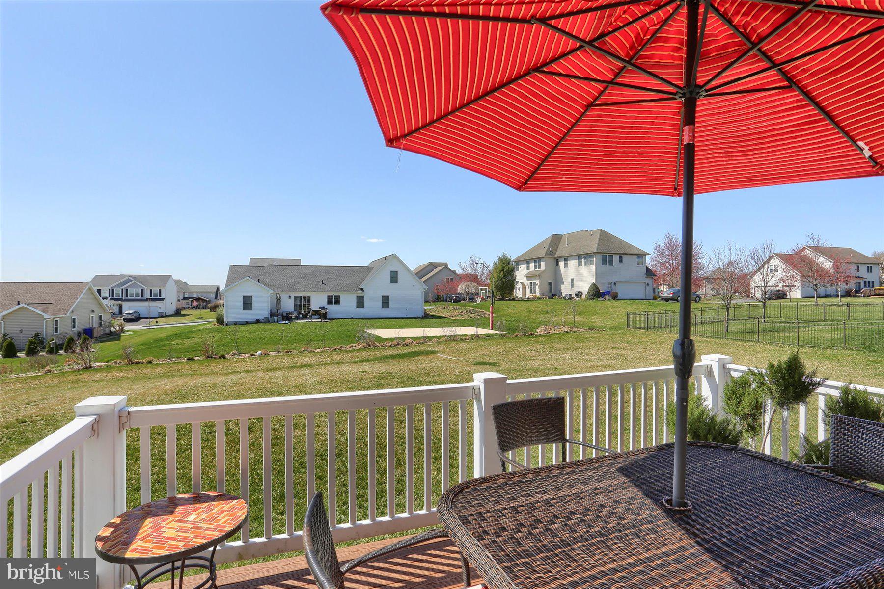 MEADOWBROOK FARMS - Residential