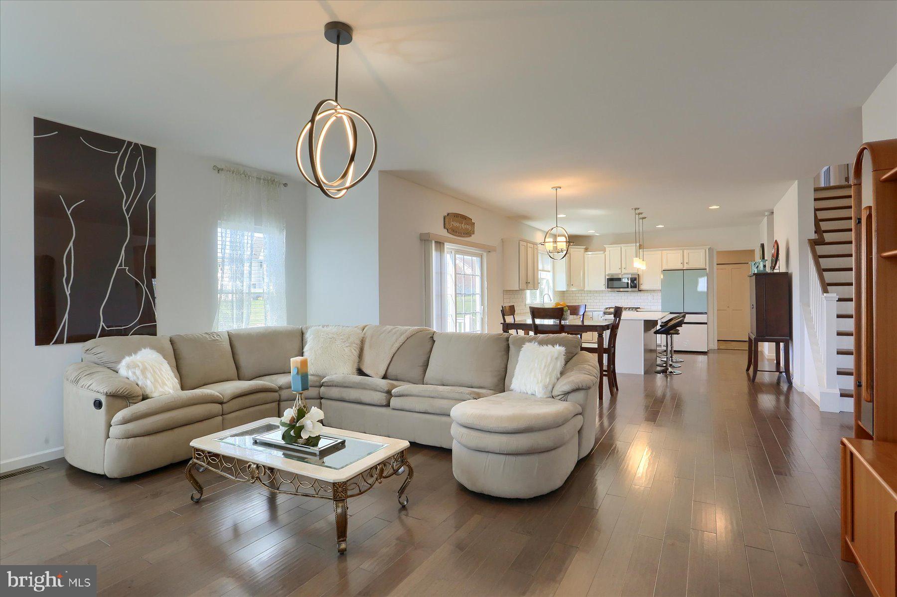 MEADOWBROOK FARMS - Residential