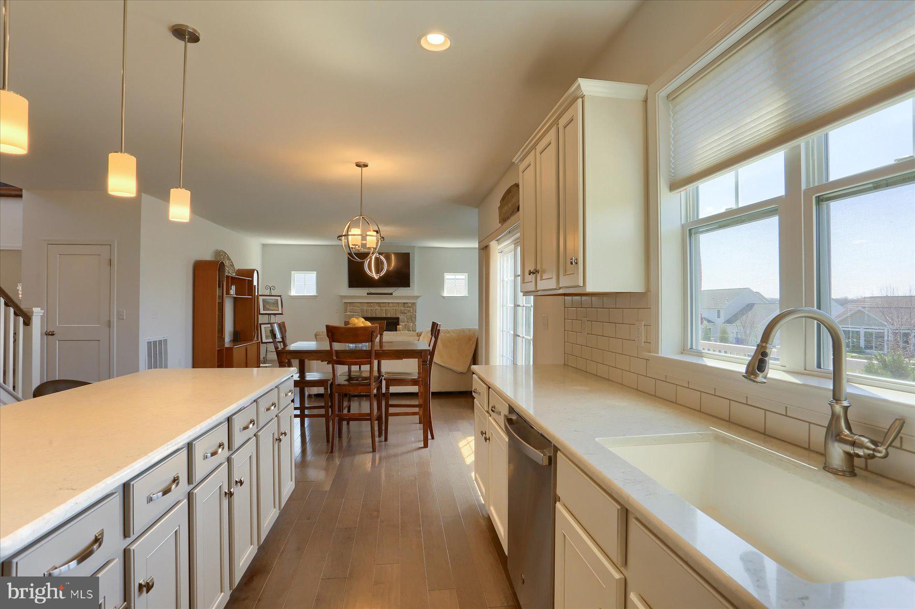 MEADOWBROOK FARMS - Residential