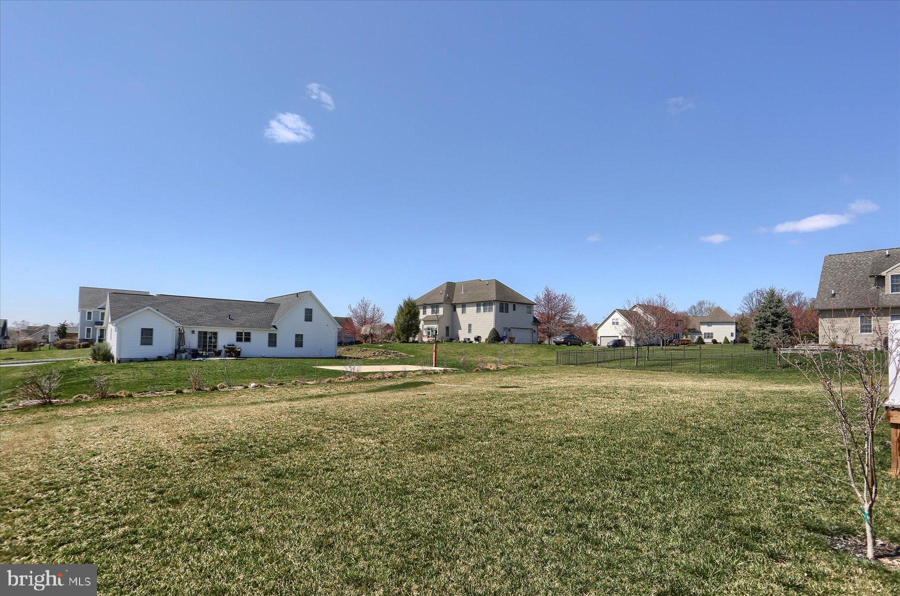 MEADOWBROOK FARMS - Residential