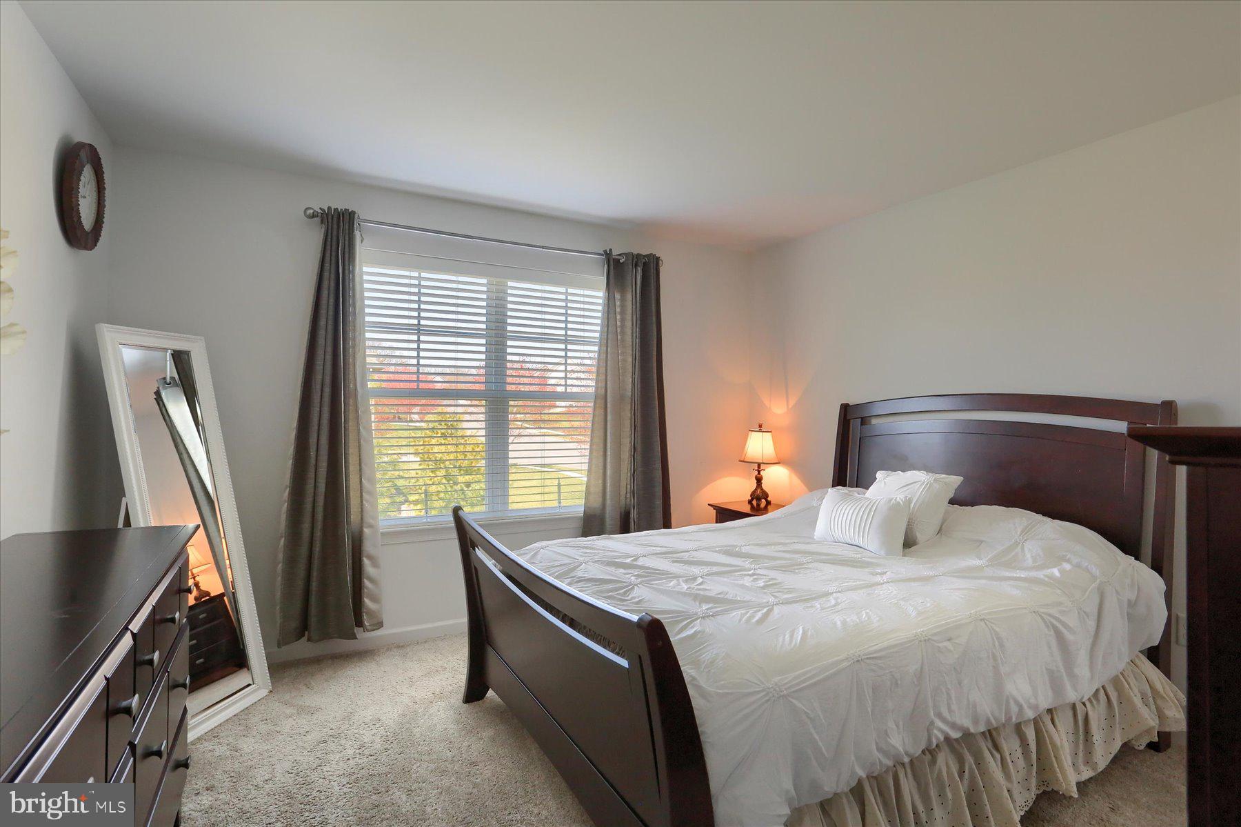 MEADOWBROOK FARMS - Residential