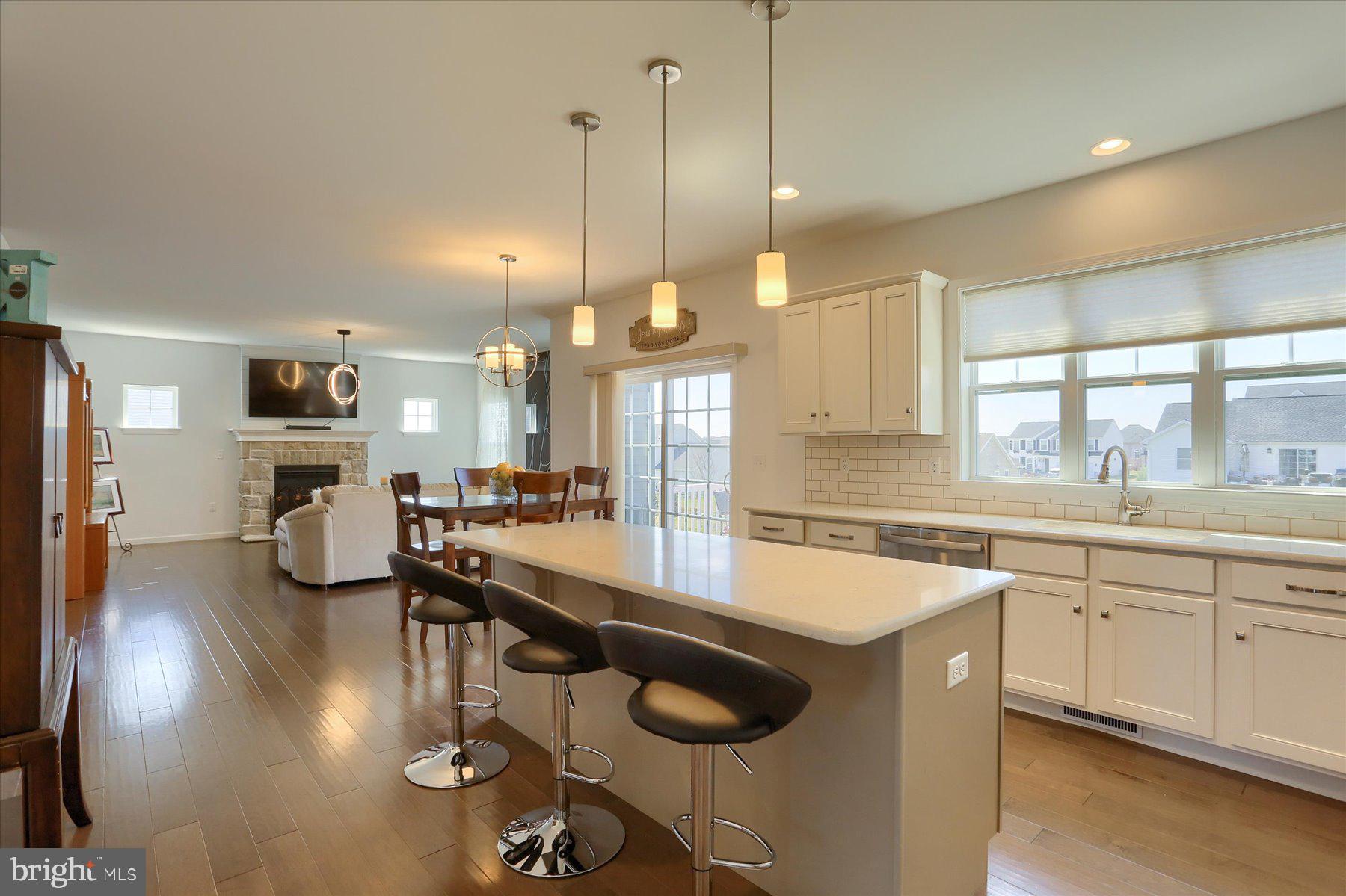 MEADOWBROOK FARMS - Residential