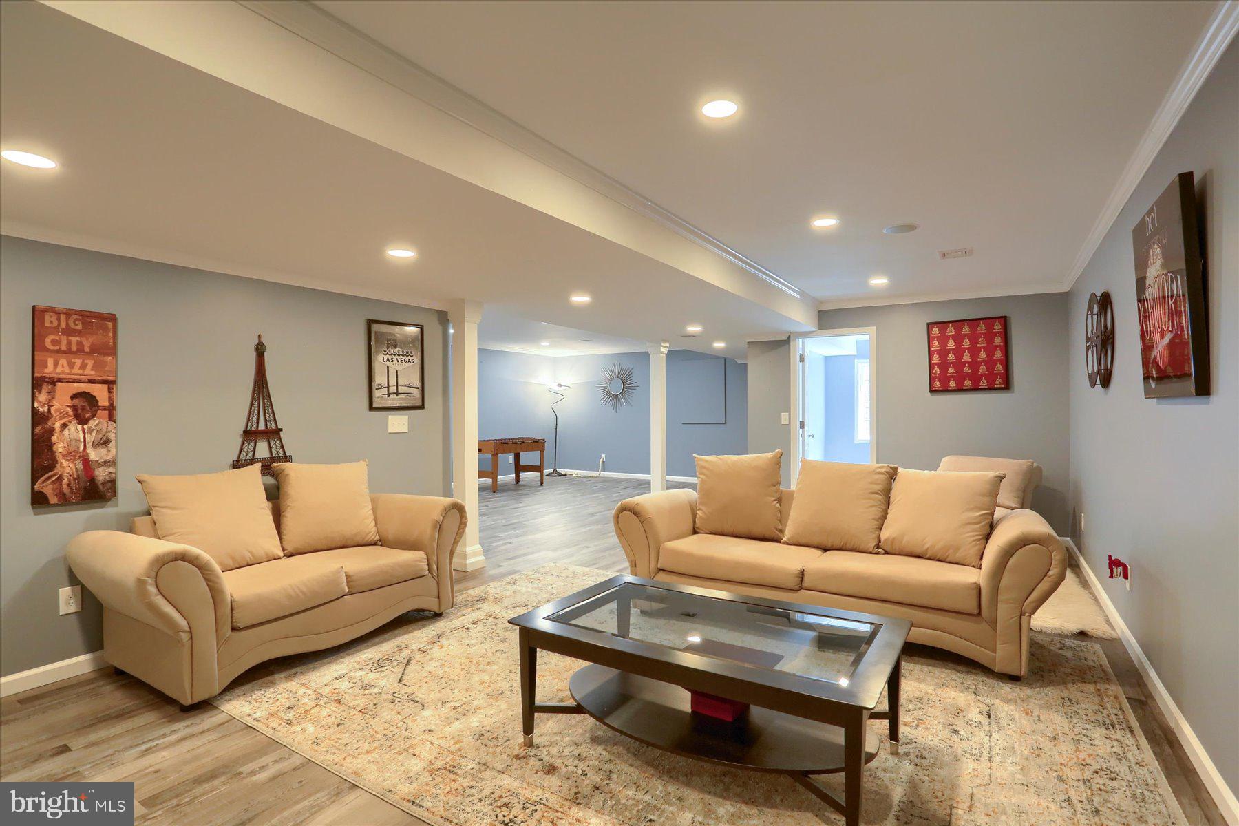 MEADOWBROOK FARMS - Residential