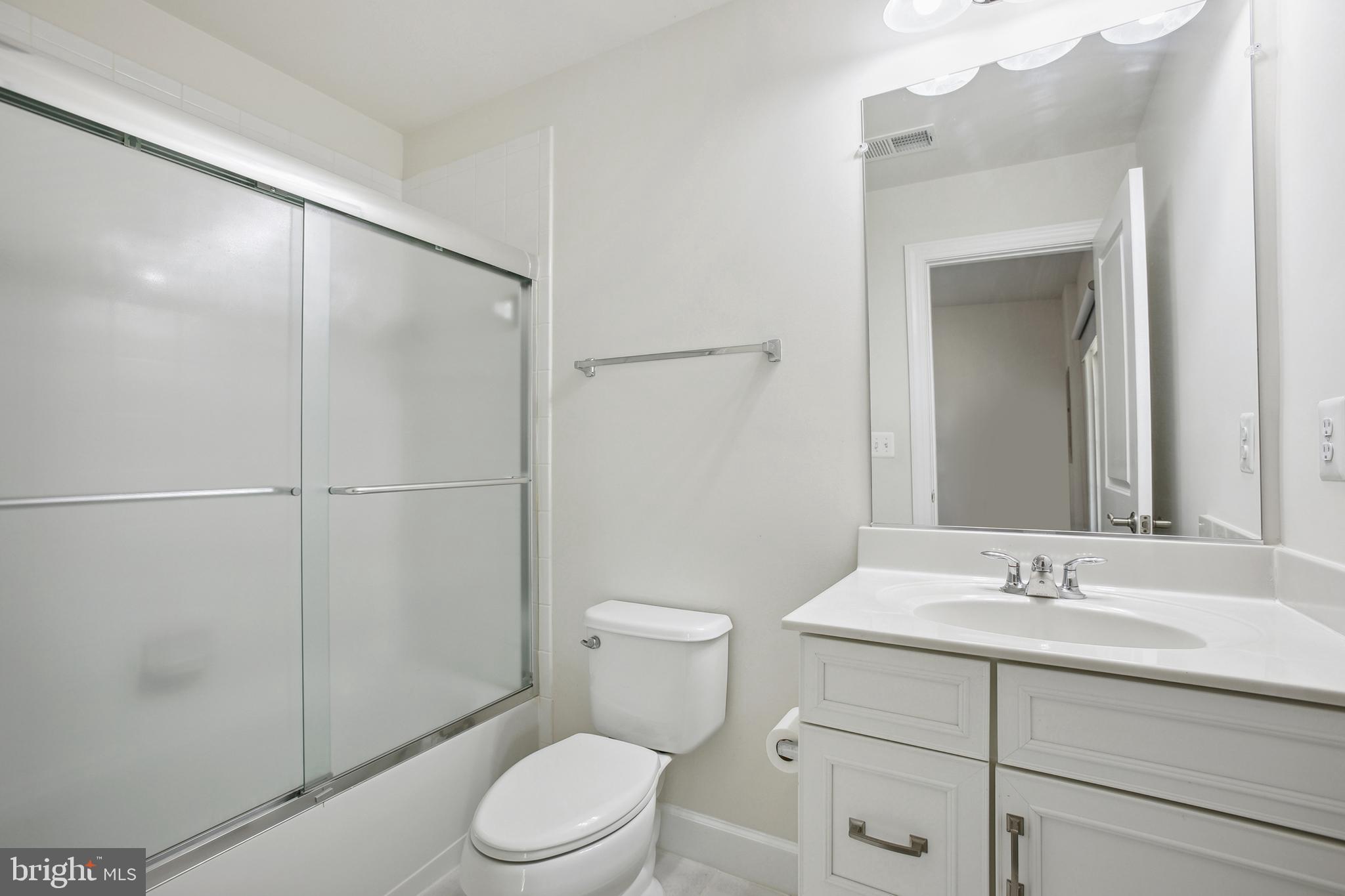 HAYMARKET CROSSING - Residential