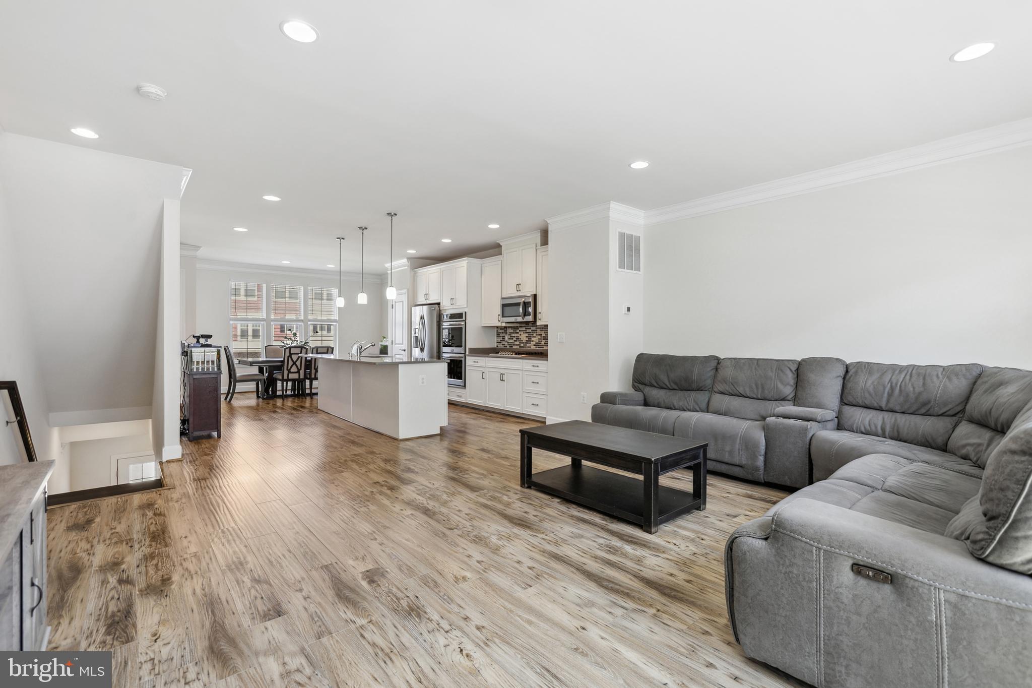 HAYMARKET CROSSING - Residential