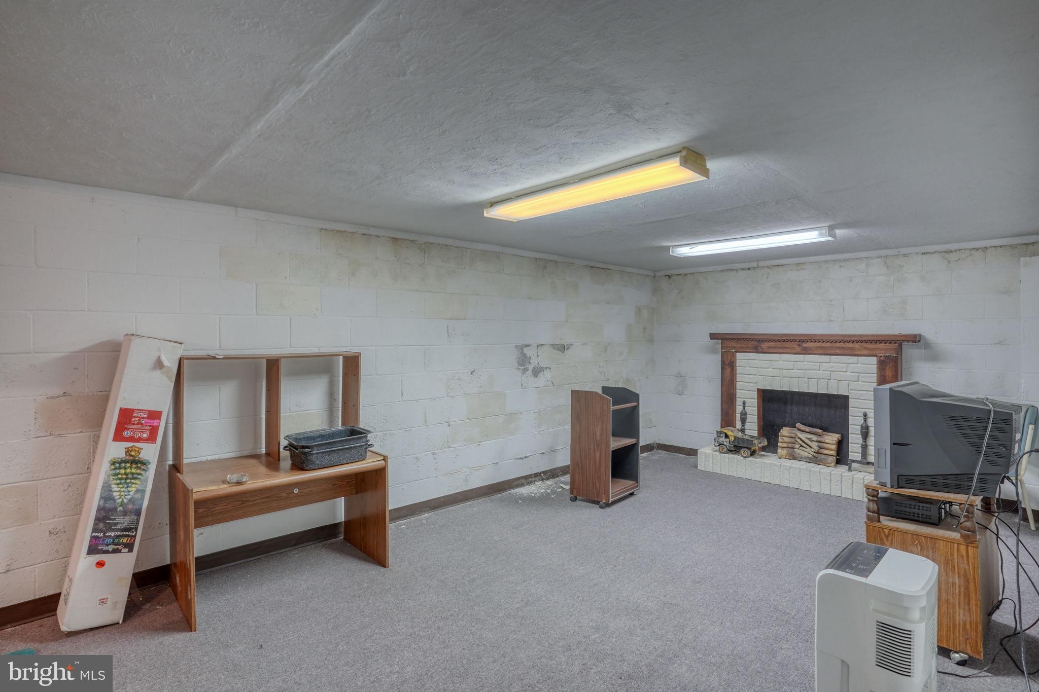 BROOKDALE HGTS - Residential