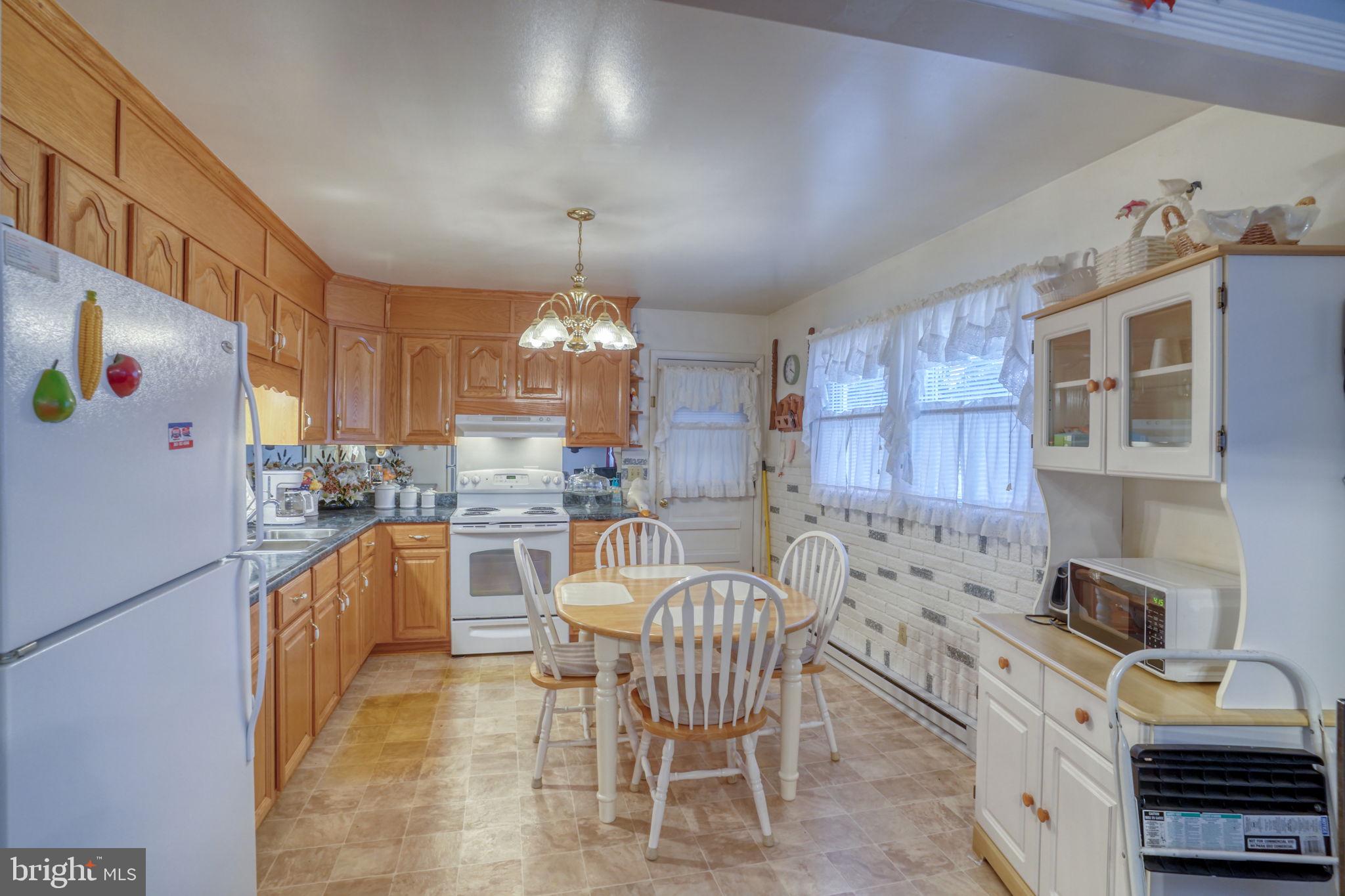 BROOKDALE HGTS - Residential