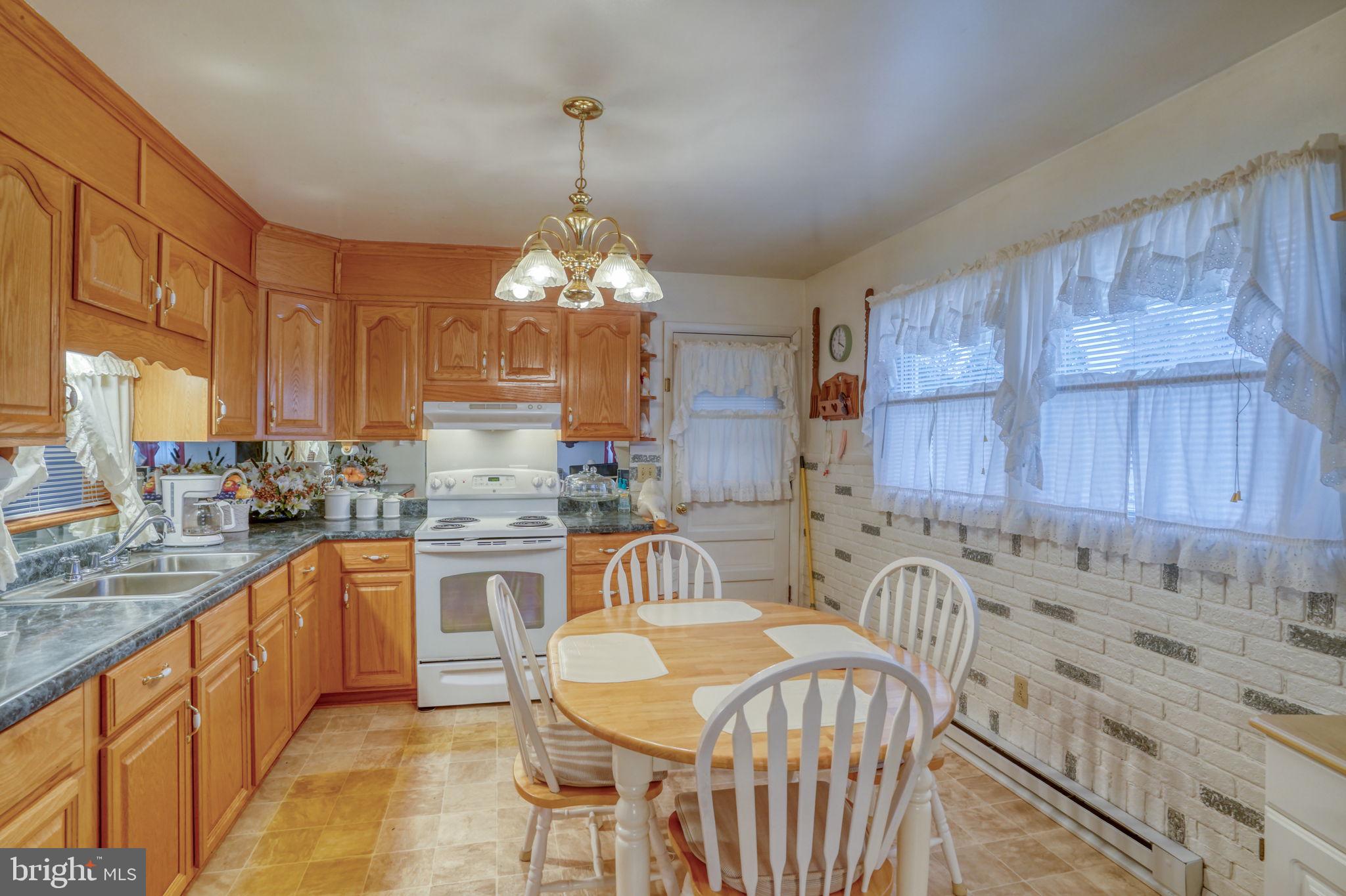 BROOKDALE HGTS - Residential