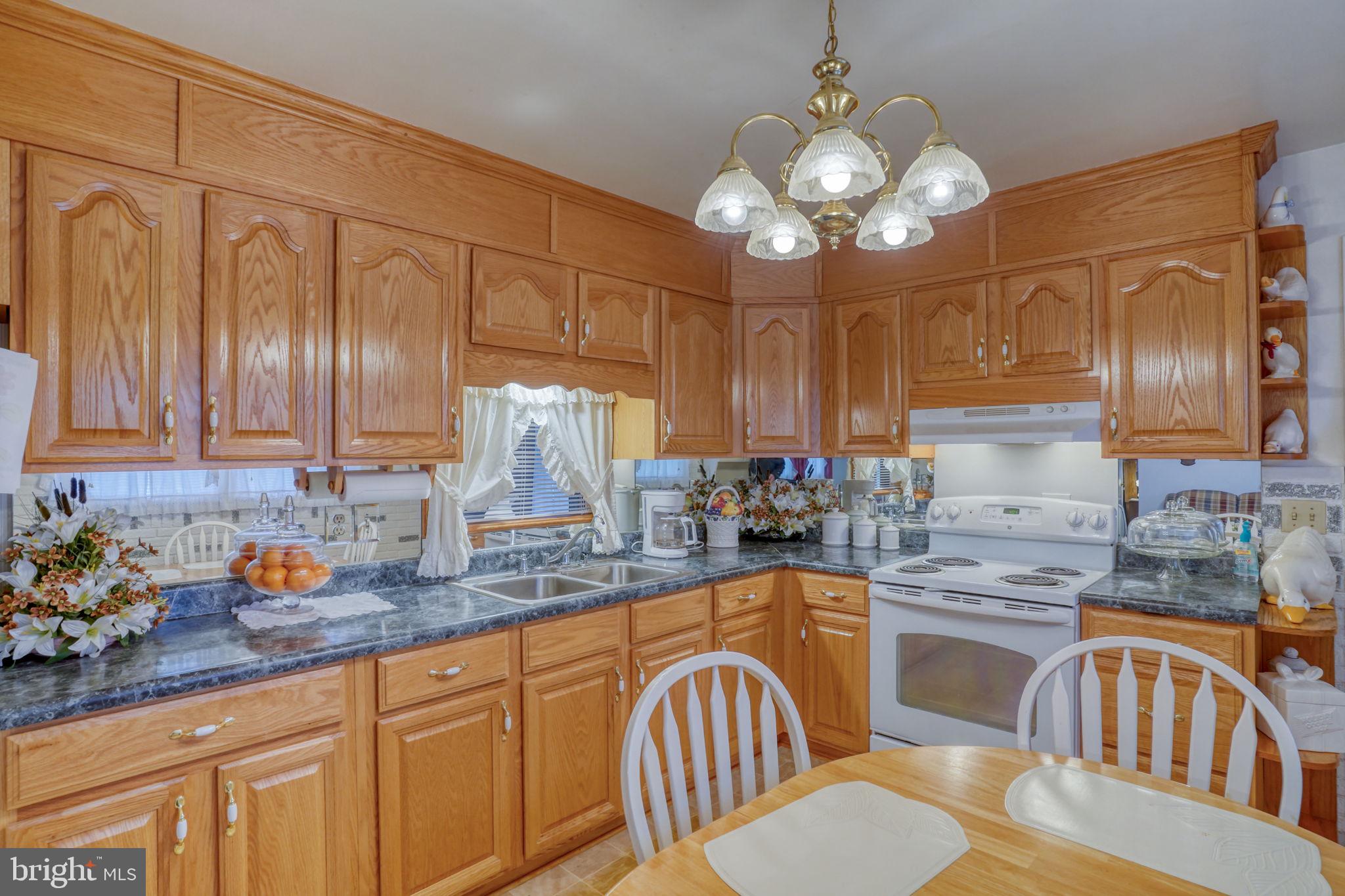 BROOKDALE HGTS - Residential