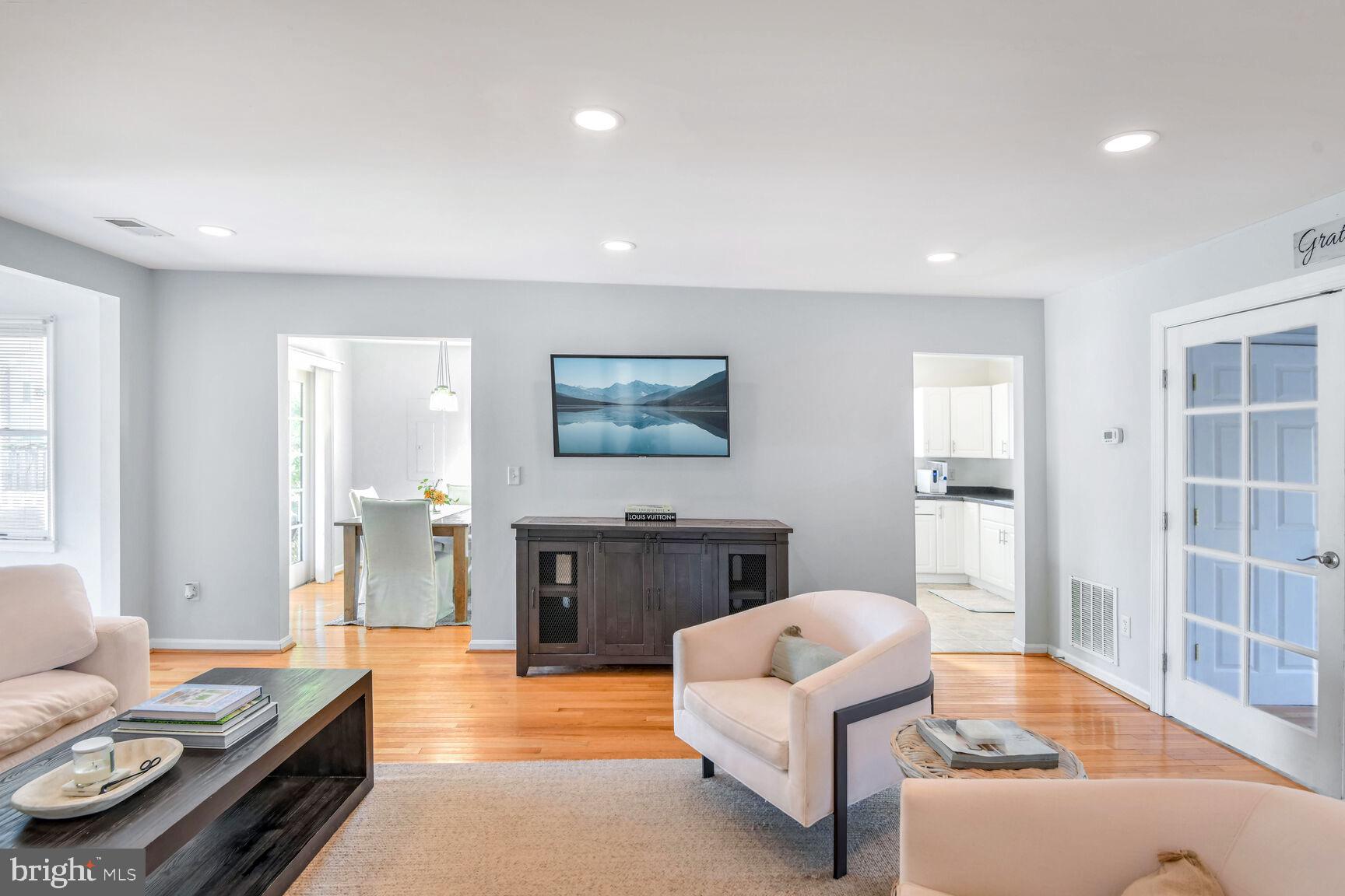 GLEN ISLE - Residential