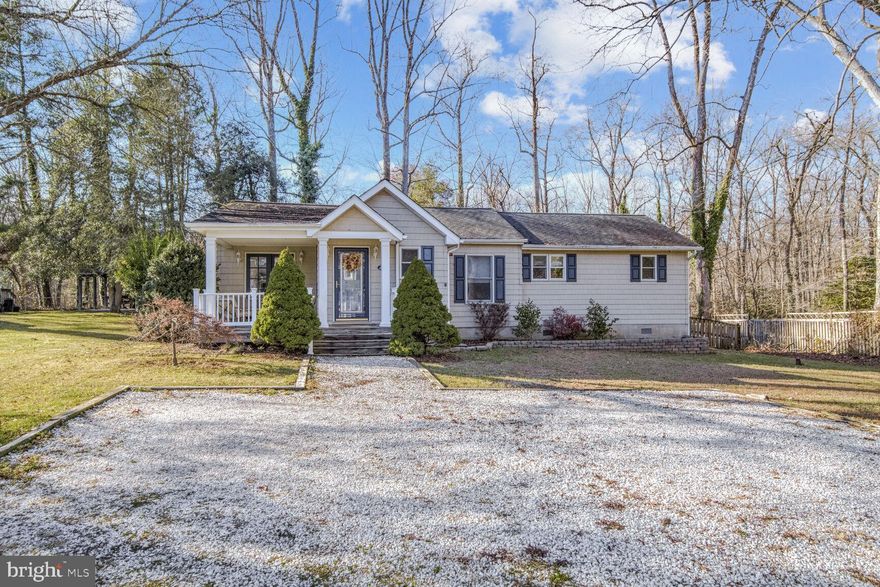 Lovely Glen Isle home that started as a charming cottage that was renovated and rebuilt by architect Catherine Purple Cherry in 2003. Sited on a lot that feels secluded and private on over a 1/3  of an acre located in desirable water privileged community.  A fenced rear yard with deck and fire pit for relaxed entertaining.  A cozy front porch for morning coffee and a large parking spot for multiple cars and perhaps a boat.    This 3 bedroom 2 bath home has wood floors, a separate office with French doors off living room
and a sunny and delightful dining room off front porch.  The community features includes a private marina, pier, park and boat ramp.  A very friendly and tranquil neighborhood.  













Love







+