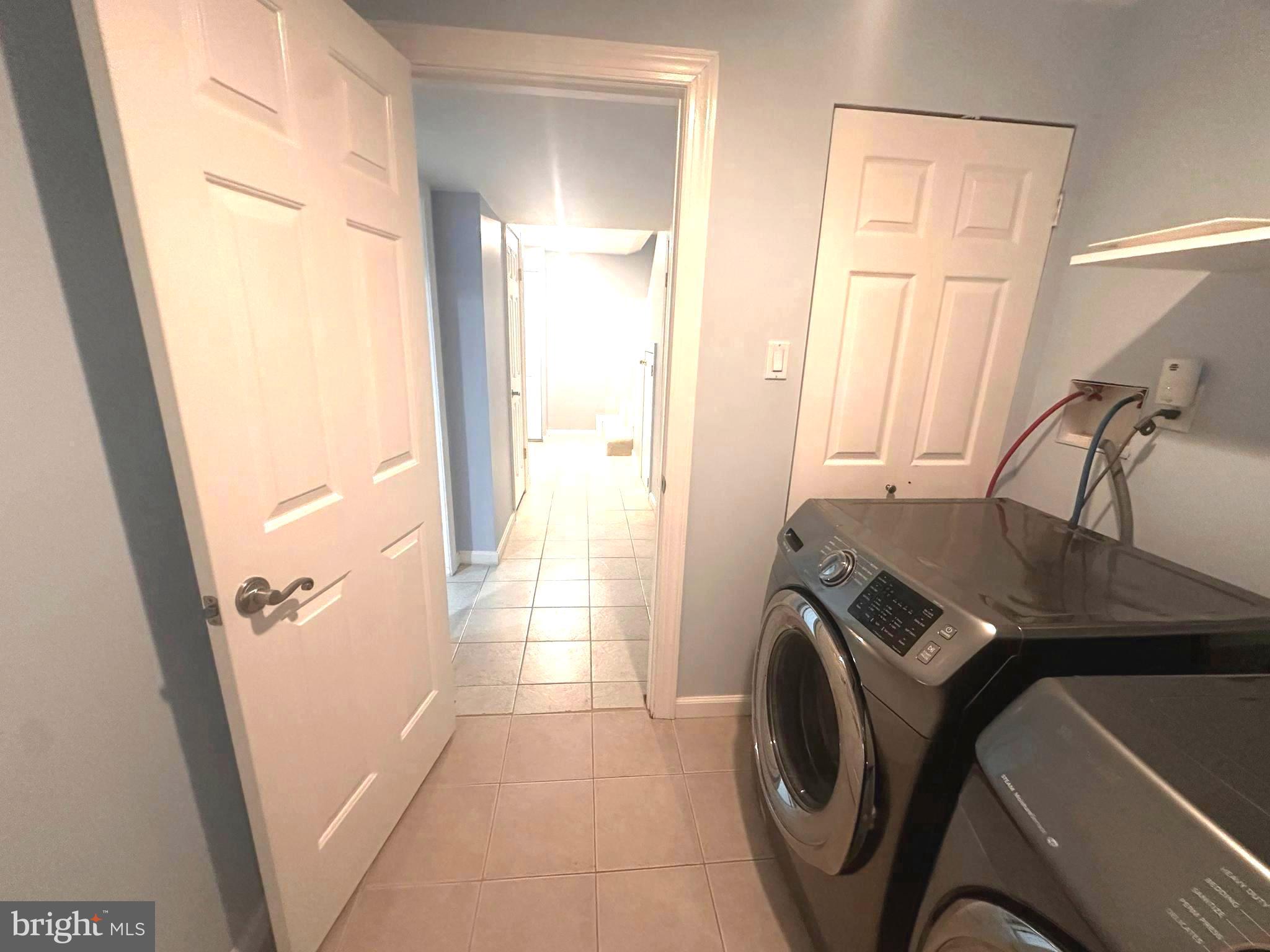 CHURCHILL TOWN SECTOR - Residential