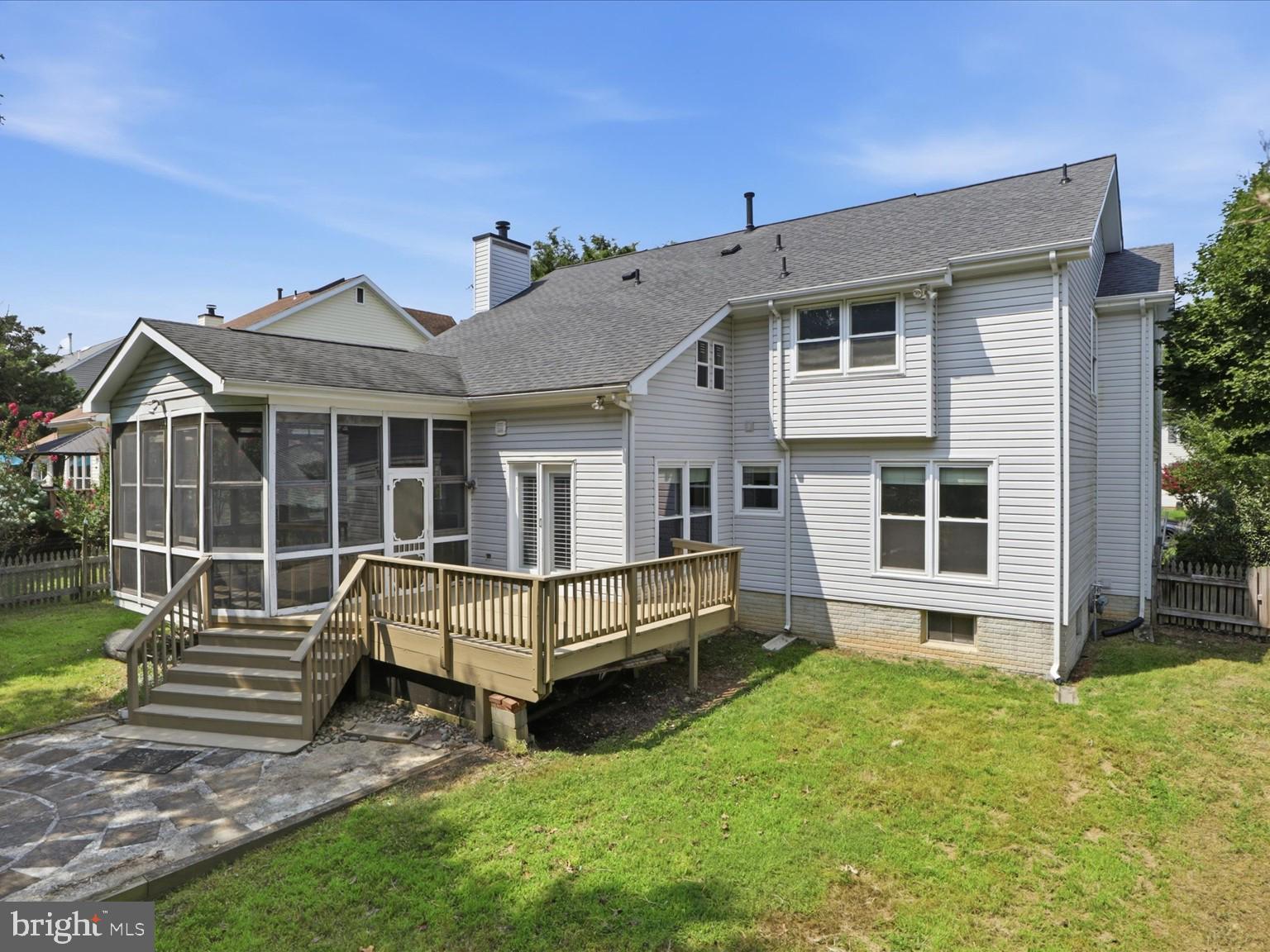 14225 SECLUDED LANE