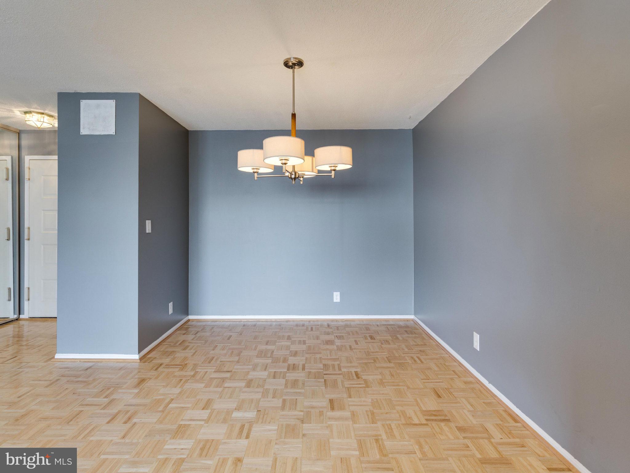 ROTONDA - Residential Lease