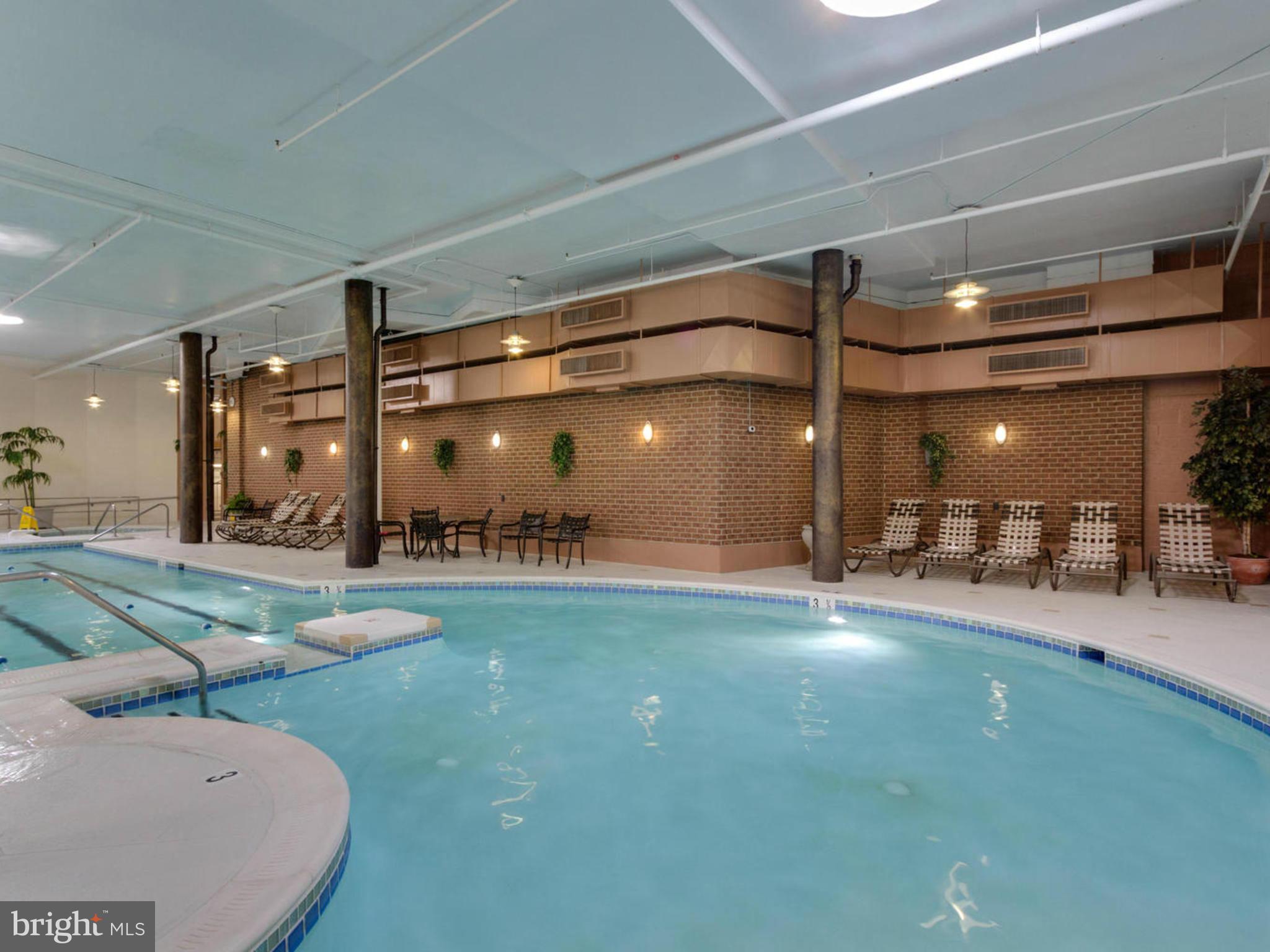 ROTONDA - Residential Lease