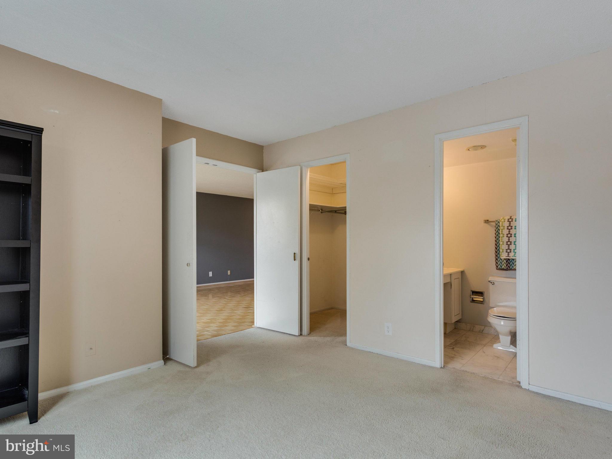 ROTONDA - Residential Lease