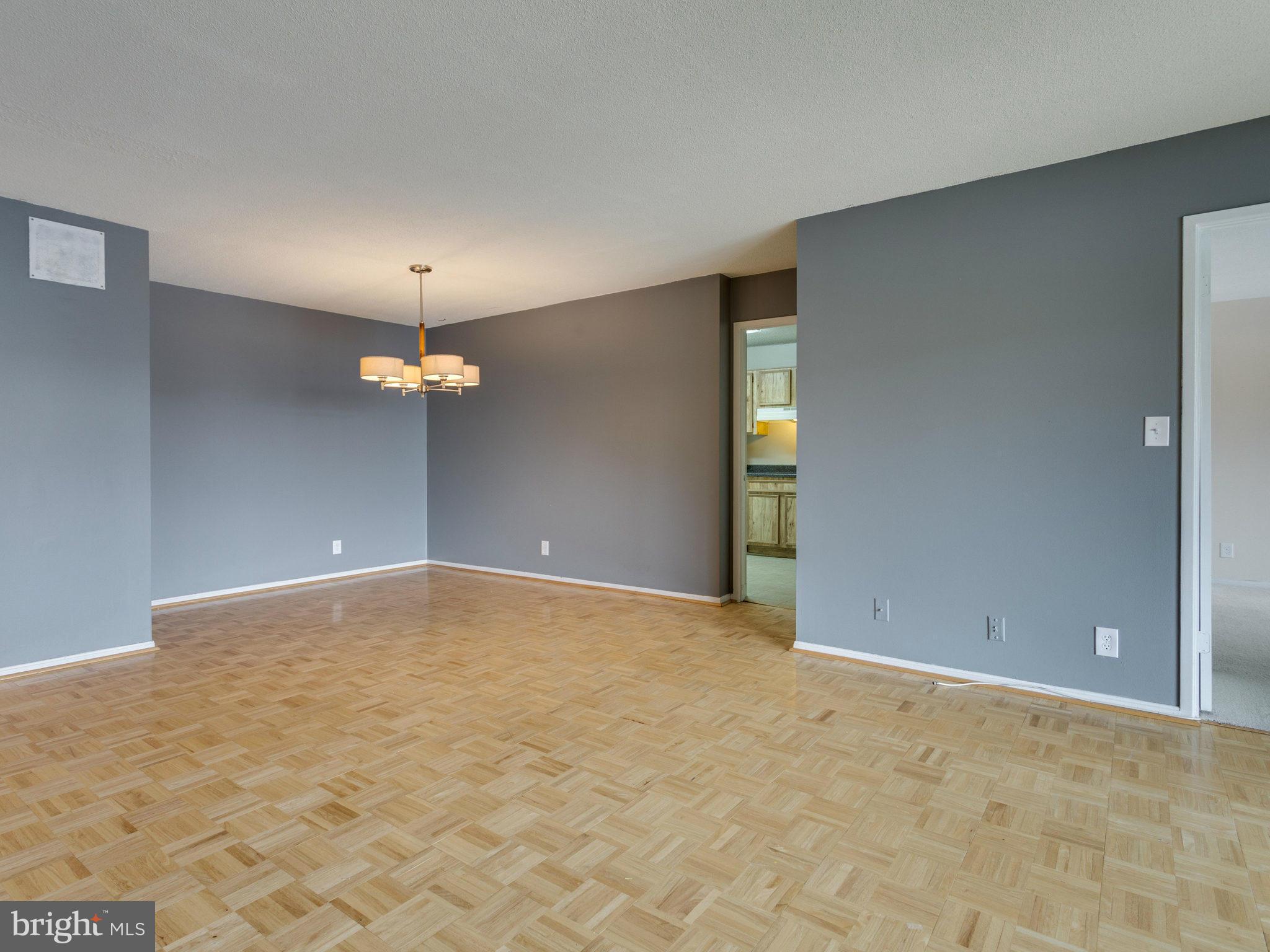 ROTONDA - Residential Lease