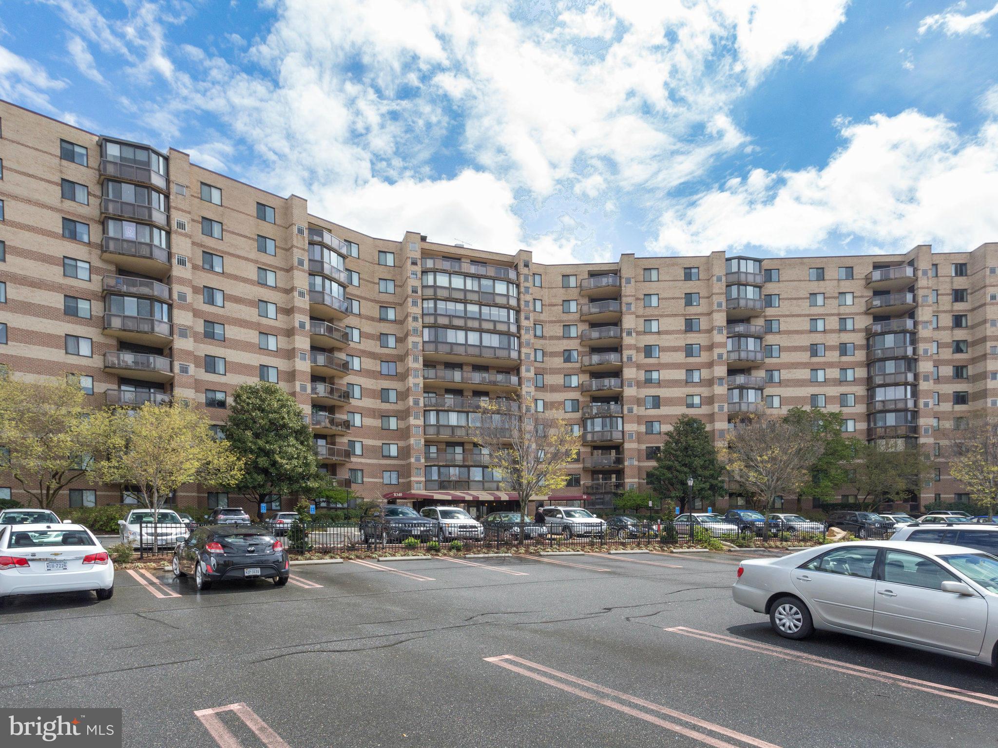 ROTONDA - Residential Lease