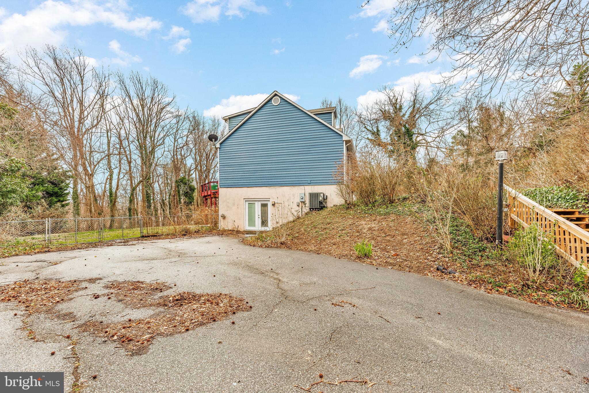 CHESAPEAKE HEIGHTS - Residential