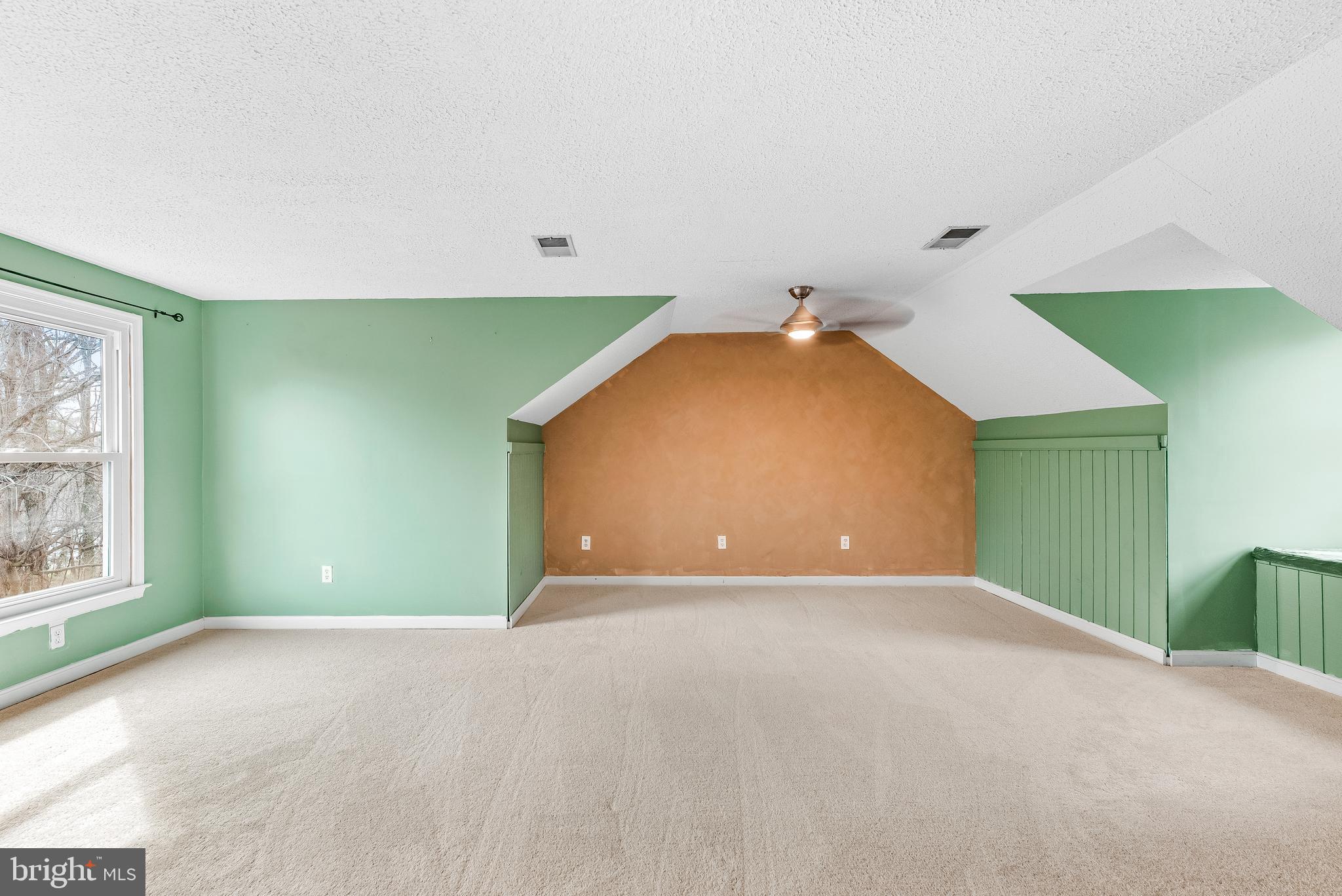 CHESAPEAKE HEIGHTS - Residential