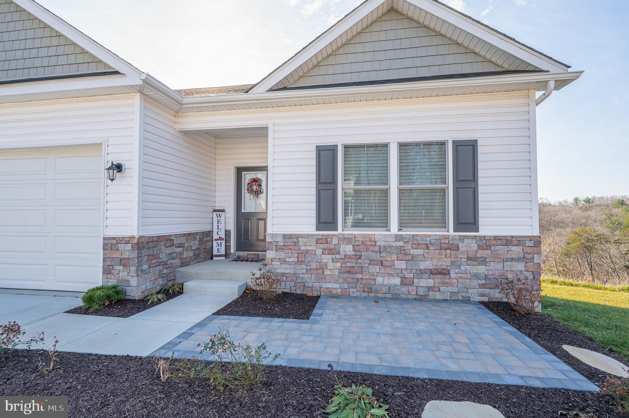 MIDDLE CREEK VISTAS - Residential