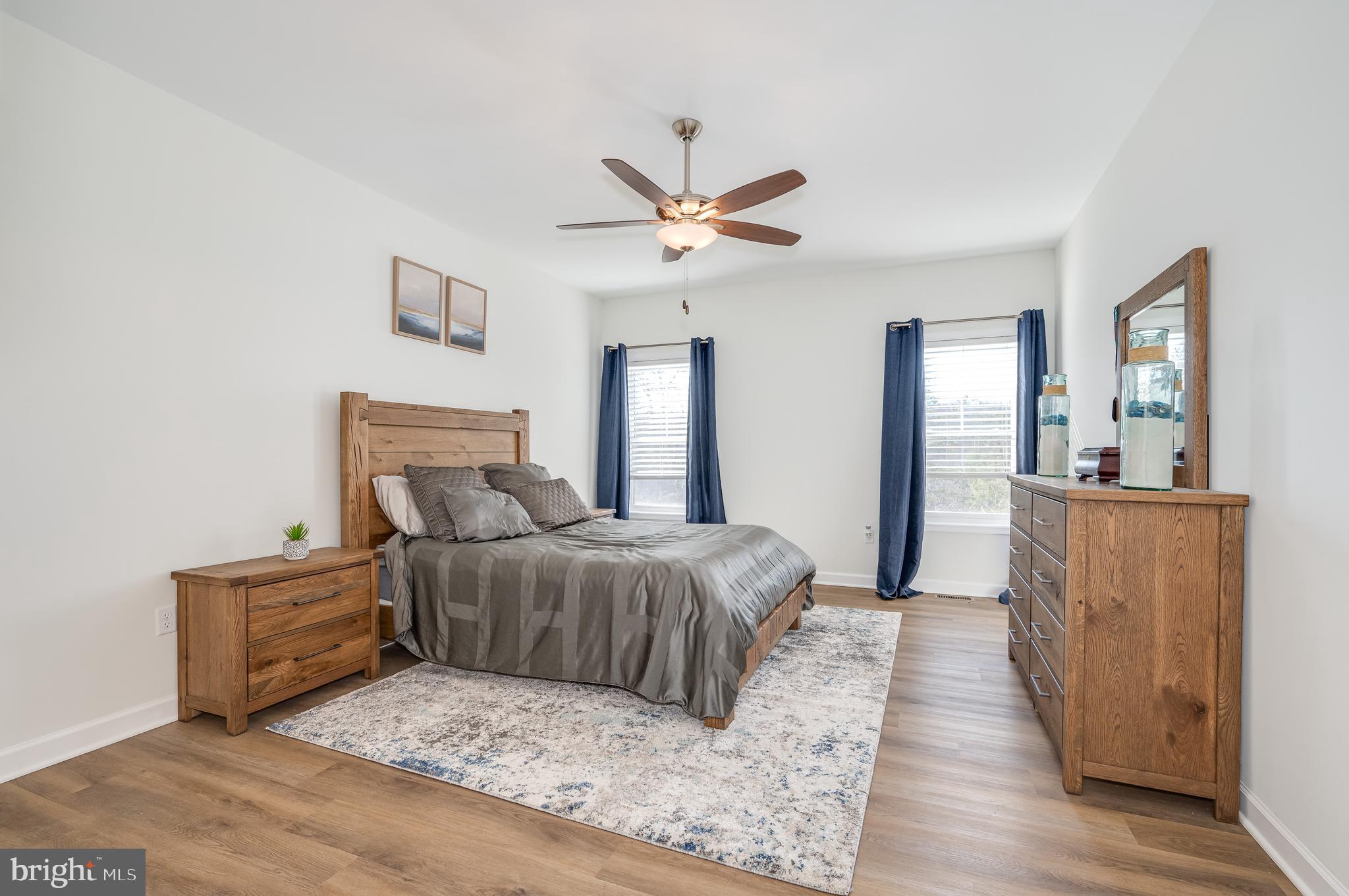 MIDDLE CREEK VISTAS - Residential