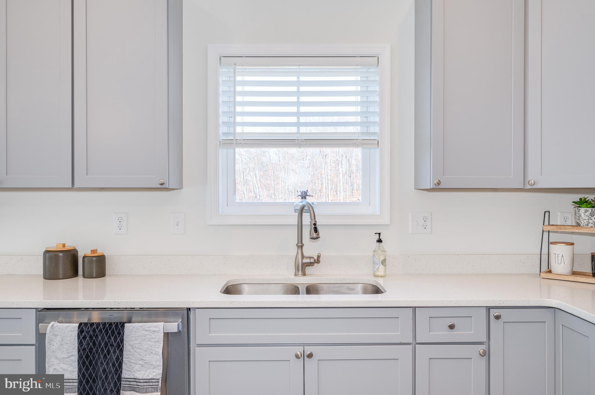 MIDDLE CREEK VISTAS - Residential