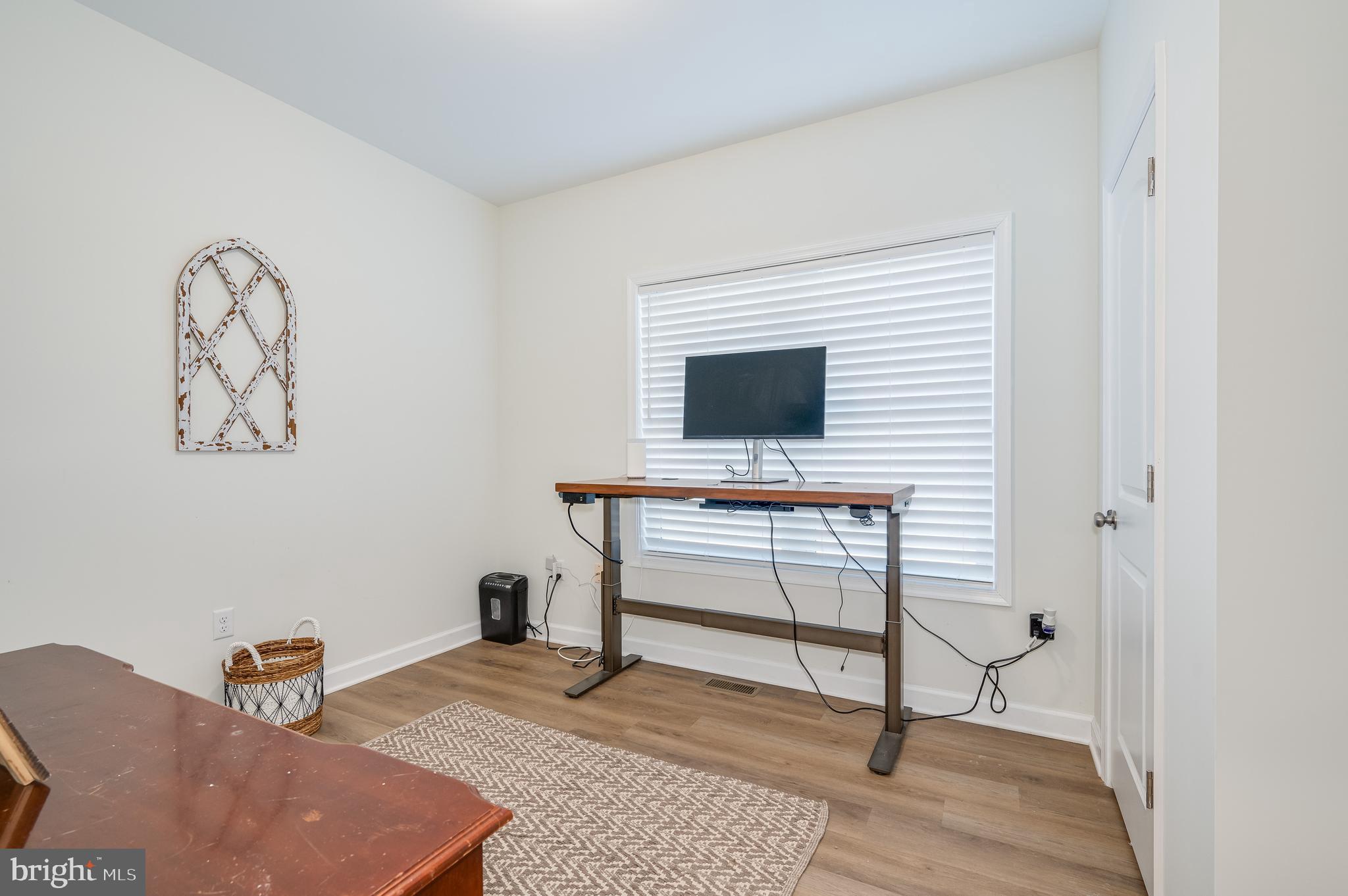 MIDDLE CREEK VISTAS - Residential