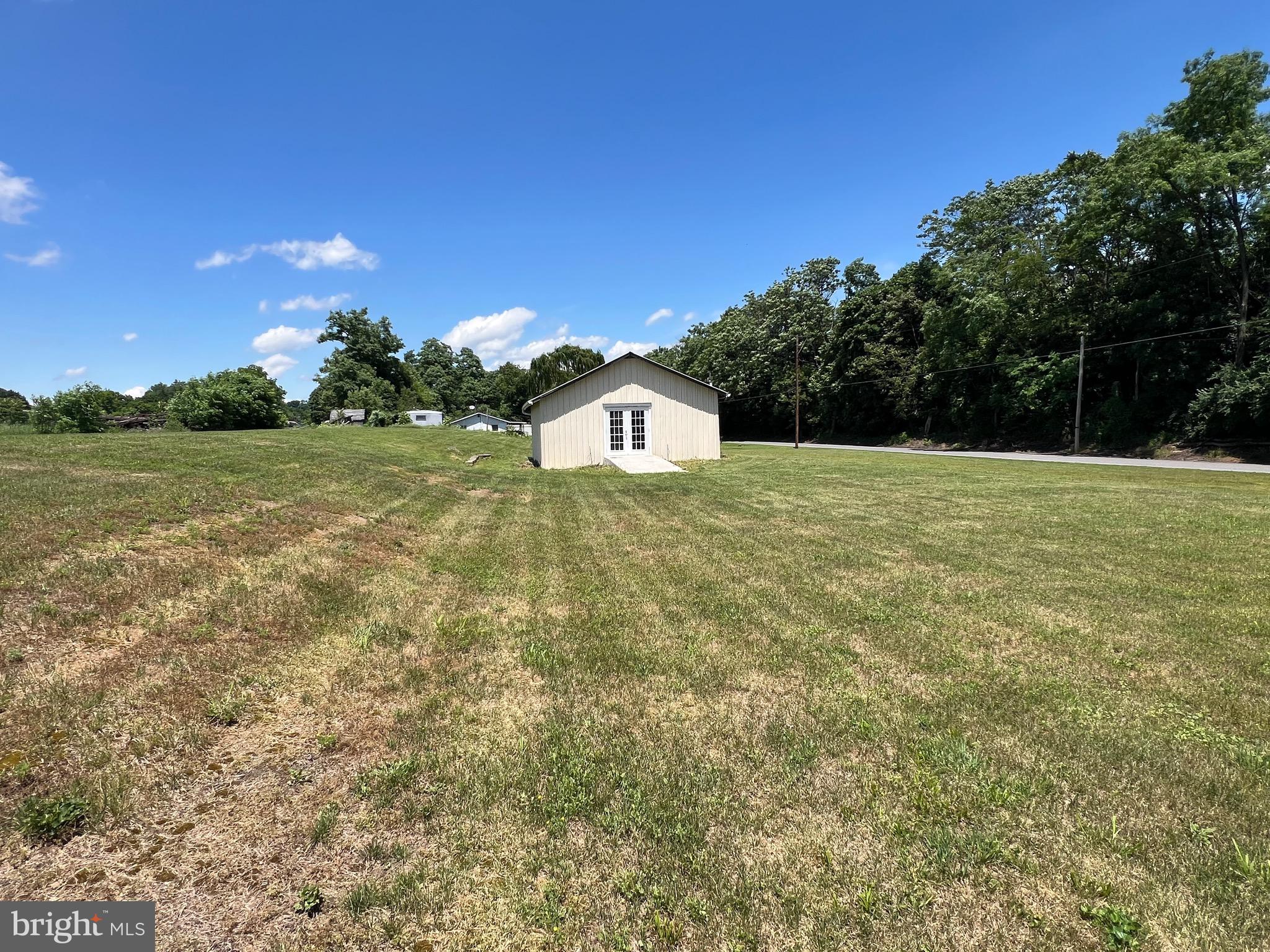581 N FRONT STREET
