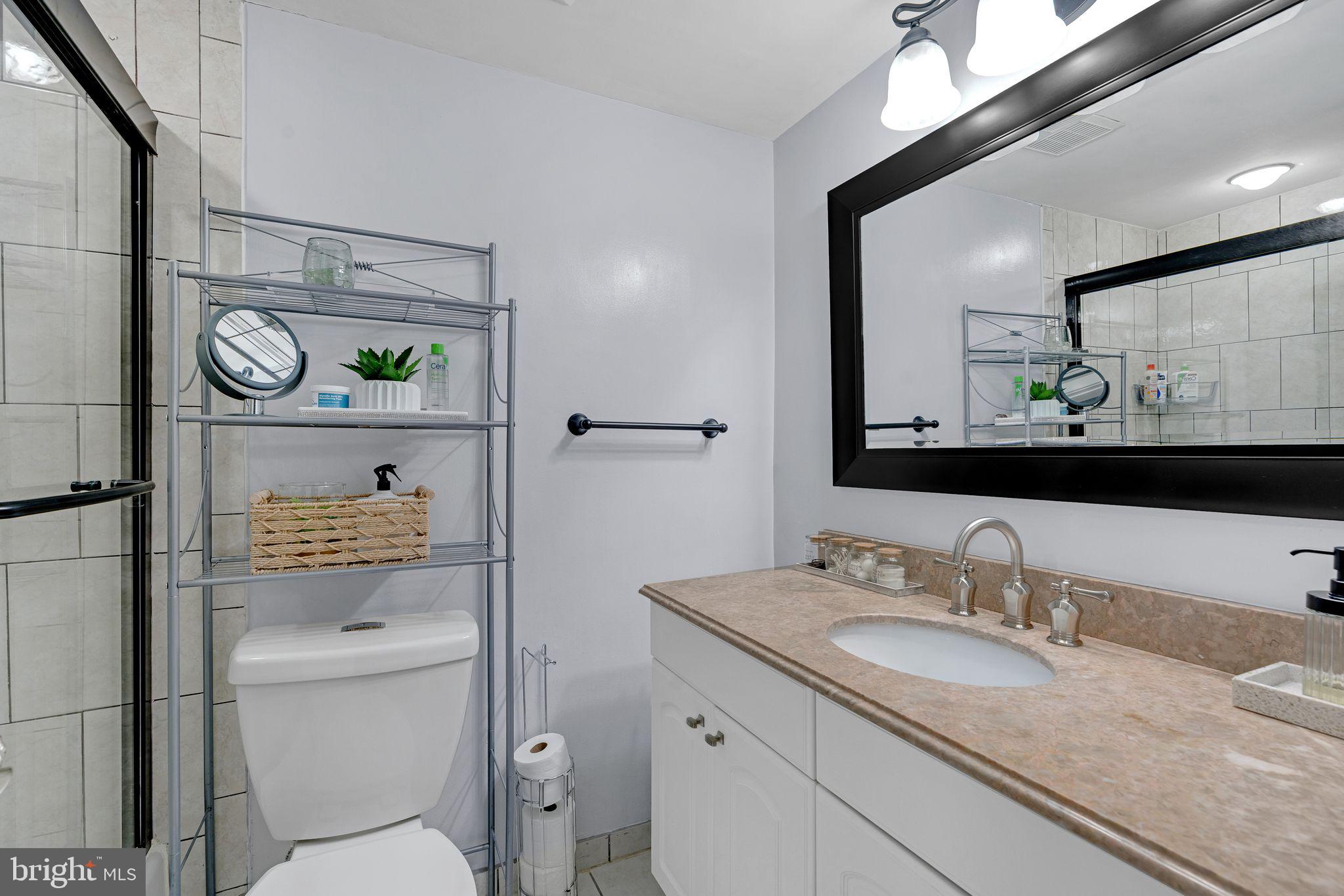 BETHESDA PARK - Residential