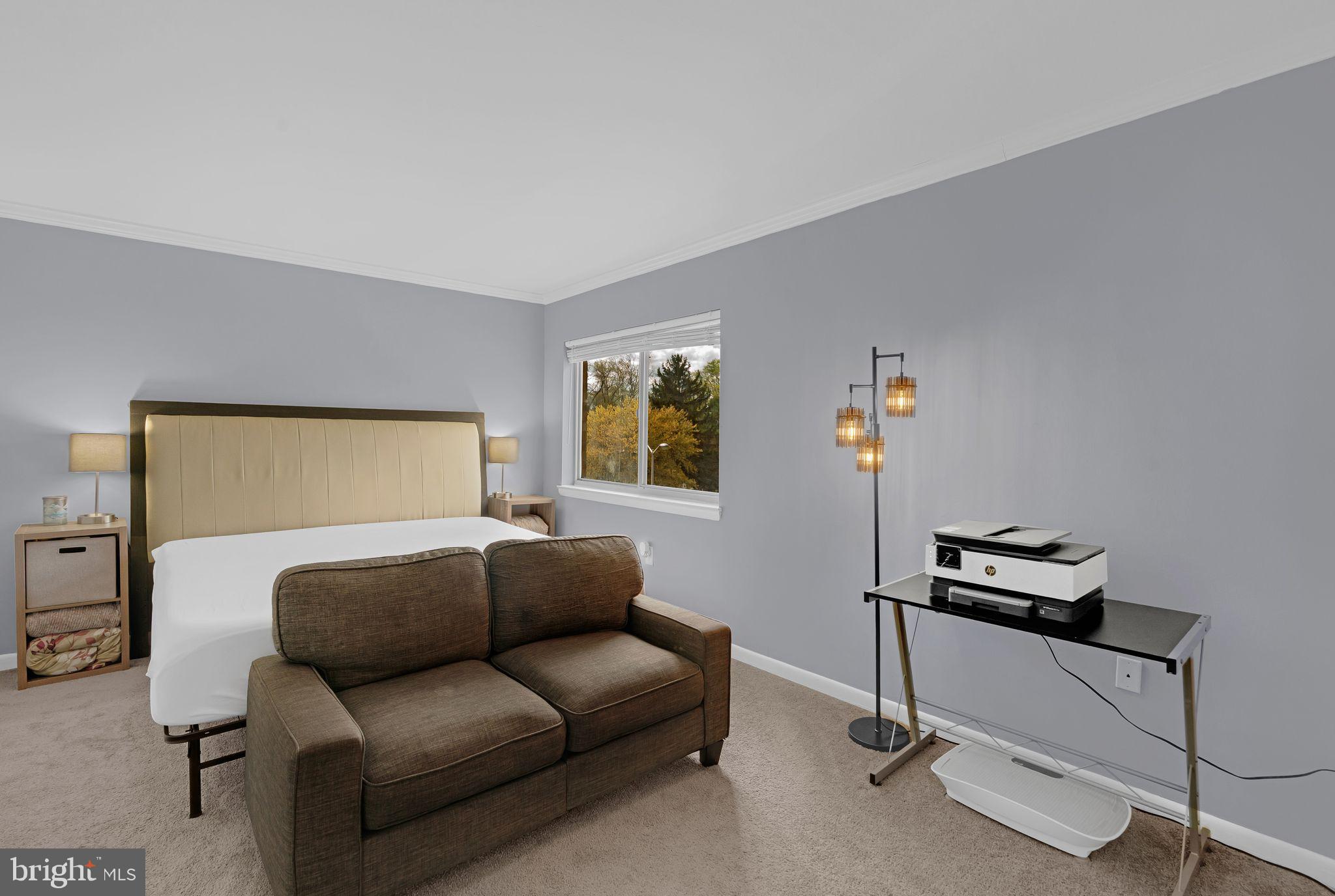 BETHESDA PARK - Residential