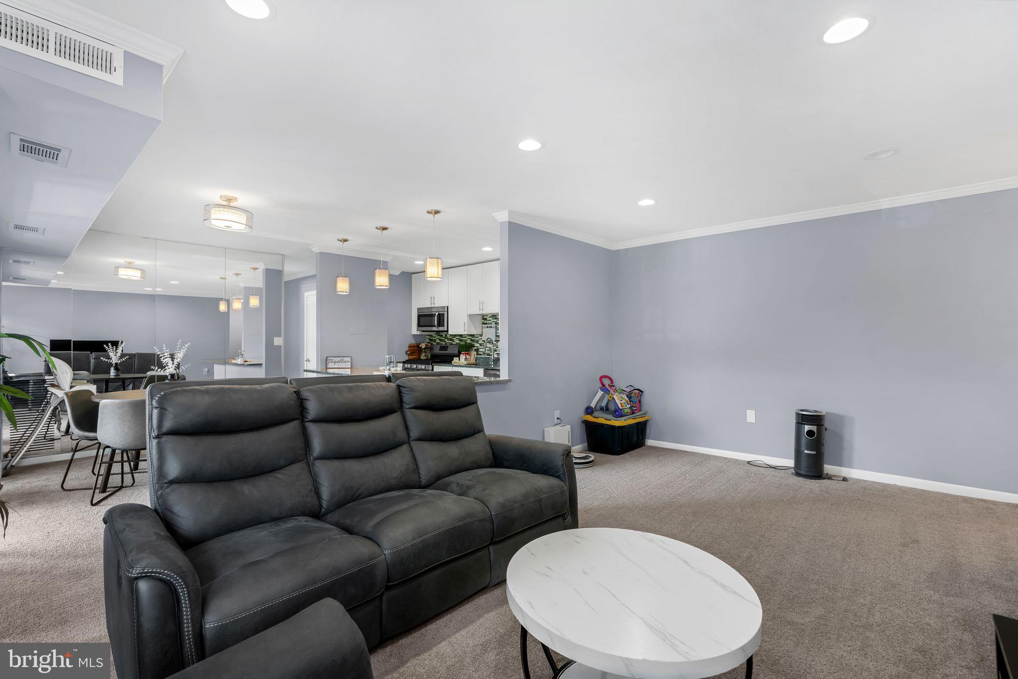 BETHESDA PARK - Residential