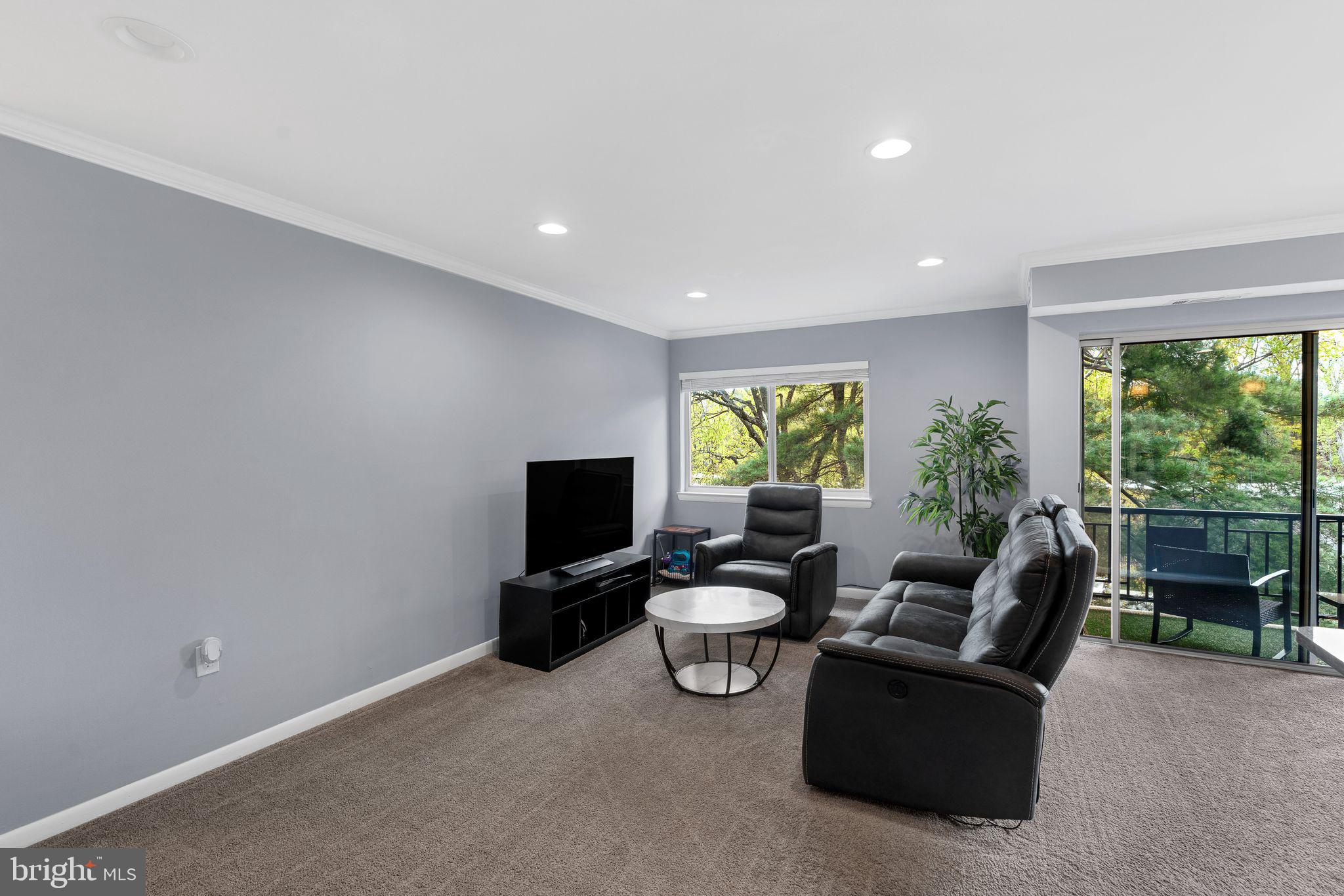 BETHESDA PARK - Residential